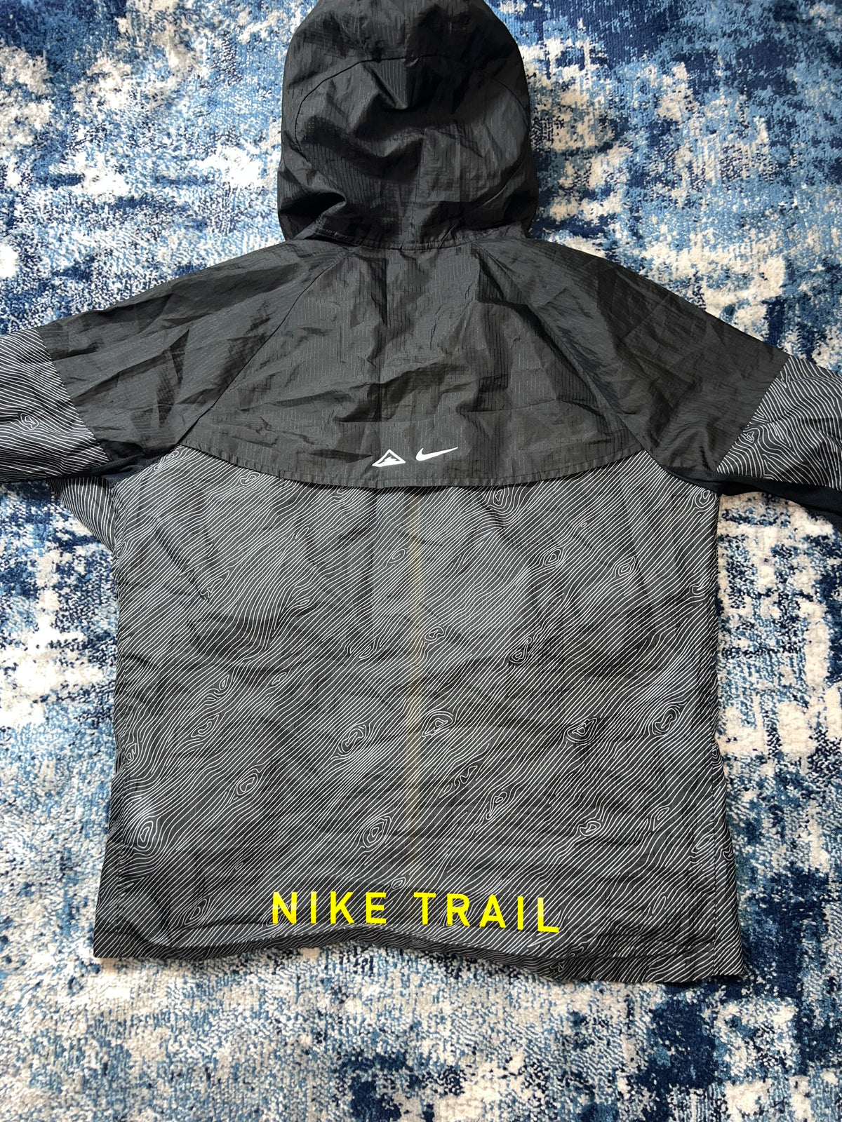 Nike Trail Lightweight Windrunner Jacket Black Grey Yellow Red Men’s Medium – Black / Grey / Yellow / Red in Black / Grey /…
