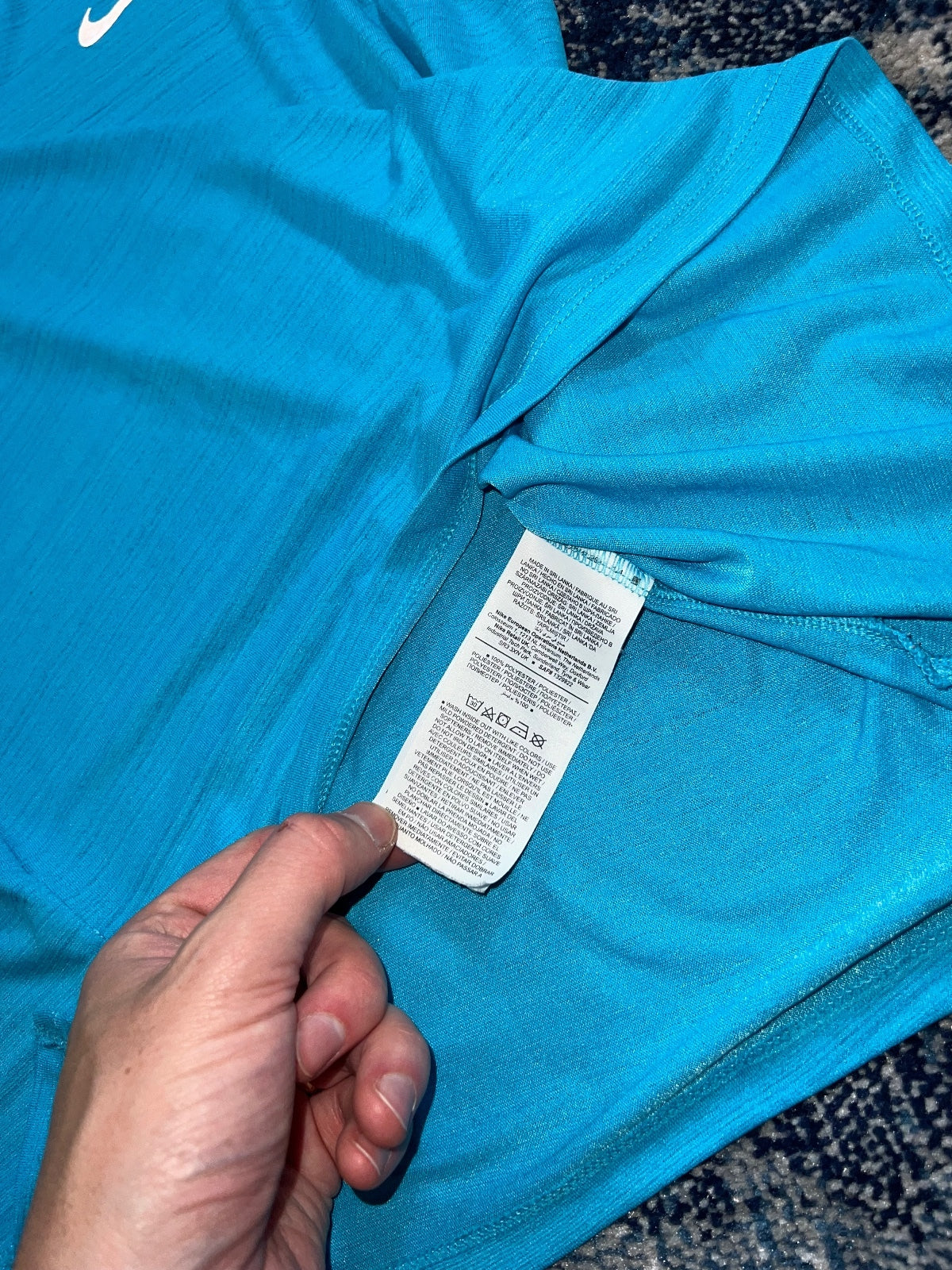 Nike Miler Running Vest – Blue, Men's Large in Blue, men's Large – detail view