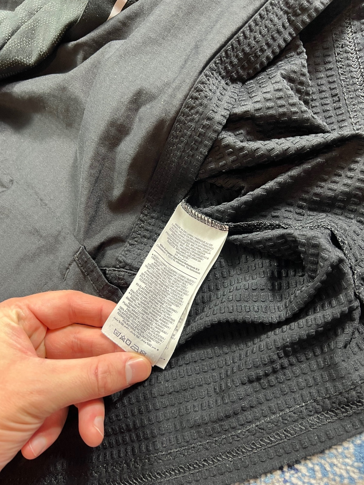 Nike Wild Run Element 1/4 Zip – Black, Men's Small in Black, men's Small – detail view