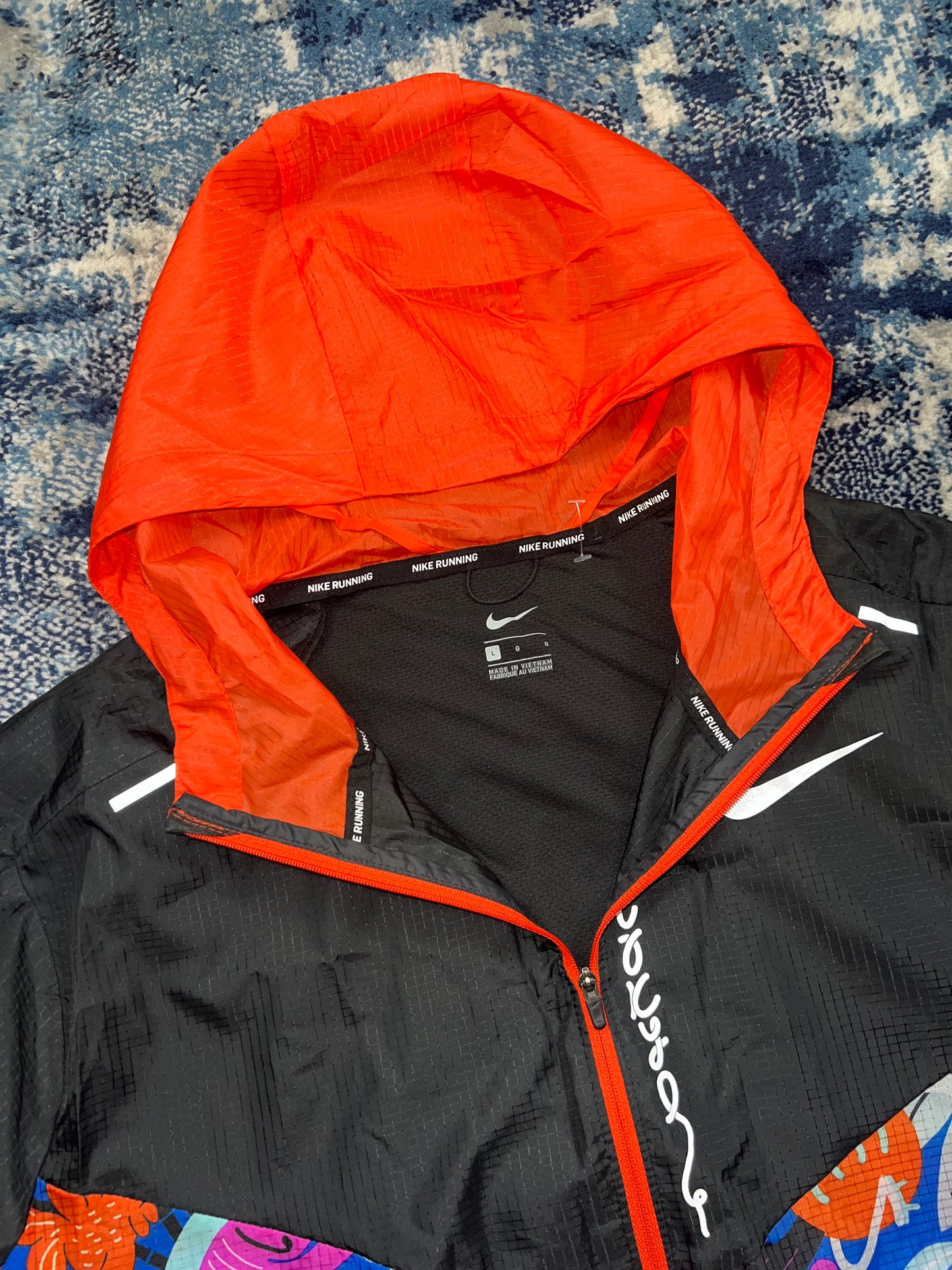 Nike Cartoon Tokyo Windrunner Jacket & T-Shirt Set Multicolour Black Men’s Large – Multicolour / Black in Multicolour /…