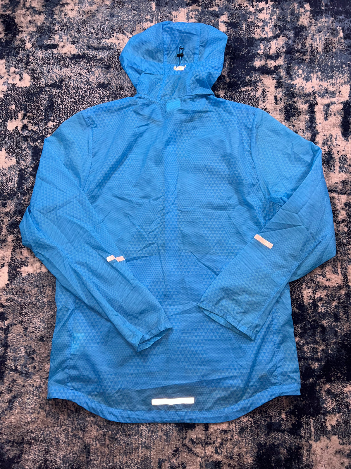Nike Lightweight Reflective Windrunner Jacket Light Blue Men’s Medium in Light Blue, men's Mixed Sizes – detail view