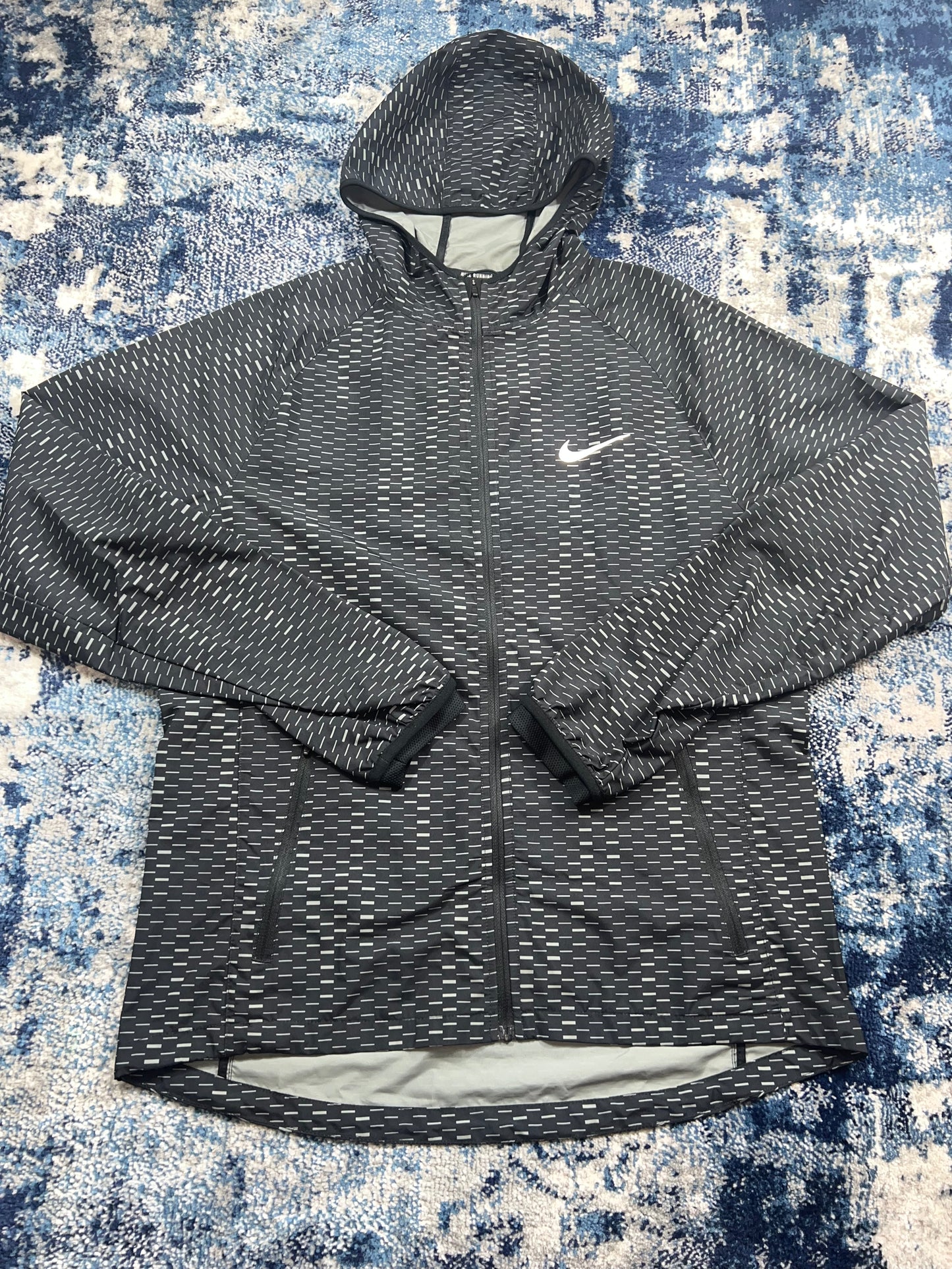 Nike Digital Camo Racer Fuse 3 Piece Tracksuit Set Grey Men’s Medium in Grey, men's Mixed Sizes – detail view