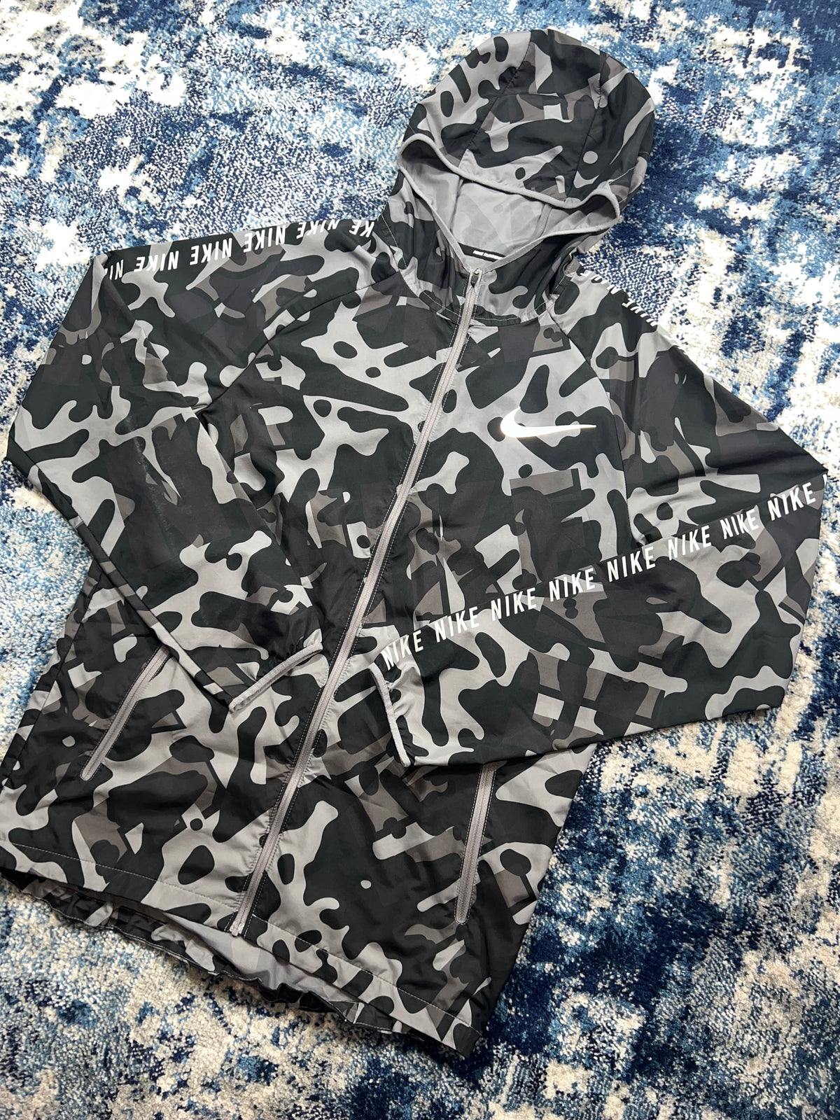 Nike Camo Reflective Windrunner Jacket Grey Black Men’s Small – Grey / Black in Grey / Black, men's Small – alternate view