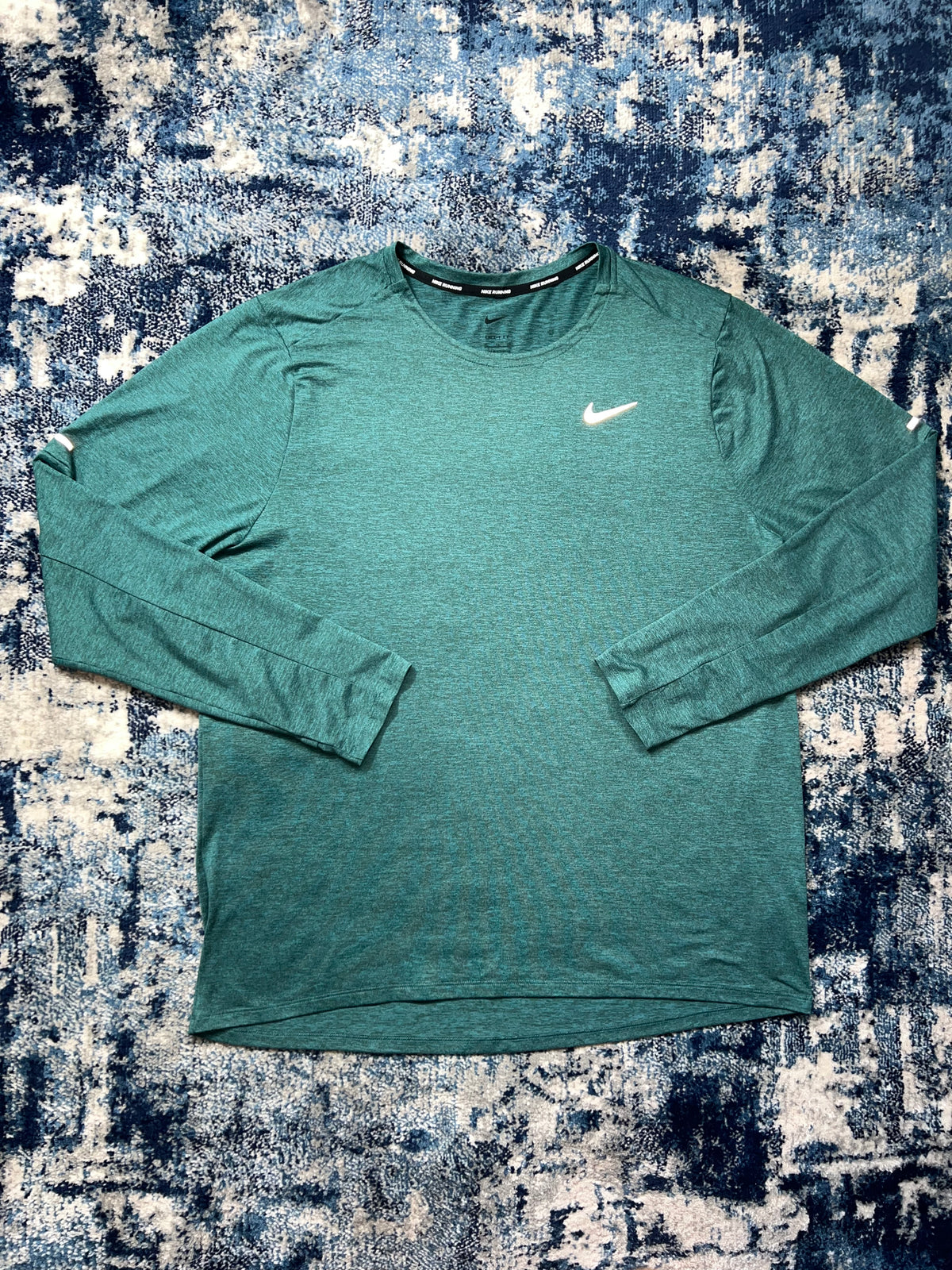 Nike Running Element Crew Neck Jumper Teal Green Reflective Men’s XL in Teal Green, men's XL – front view