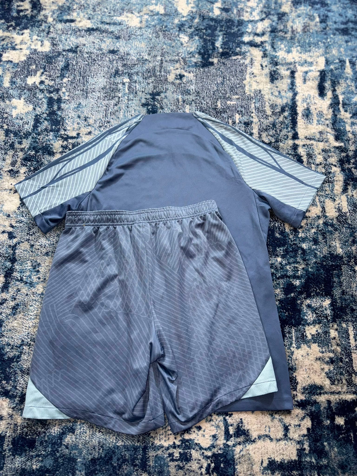 Nike Strike Academy Dri-FIT T-Shirt & Shorts Training Set Blue Men’s Medium in Blue, men's Medium – detail view