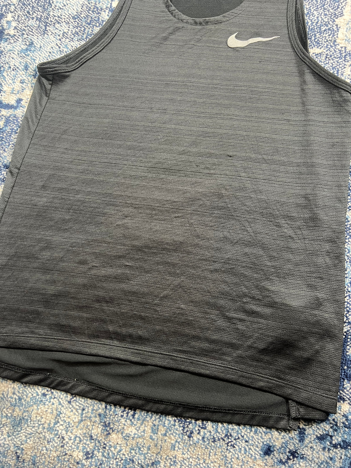 Nike Miler Running Vest Black Reflective Men’s Medium in Black, men's Medium – detail view