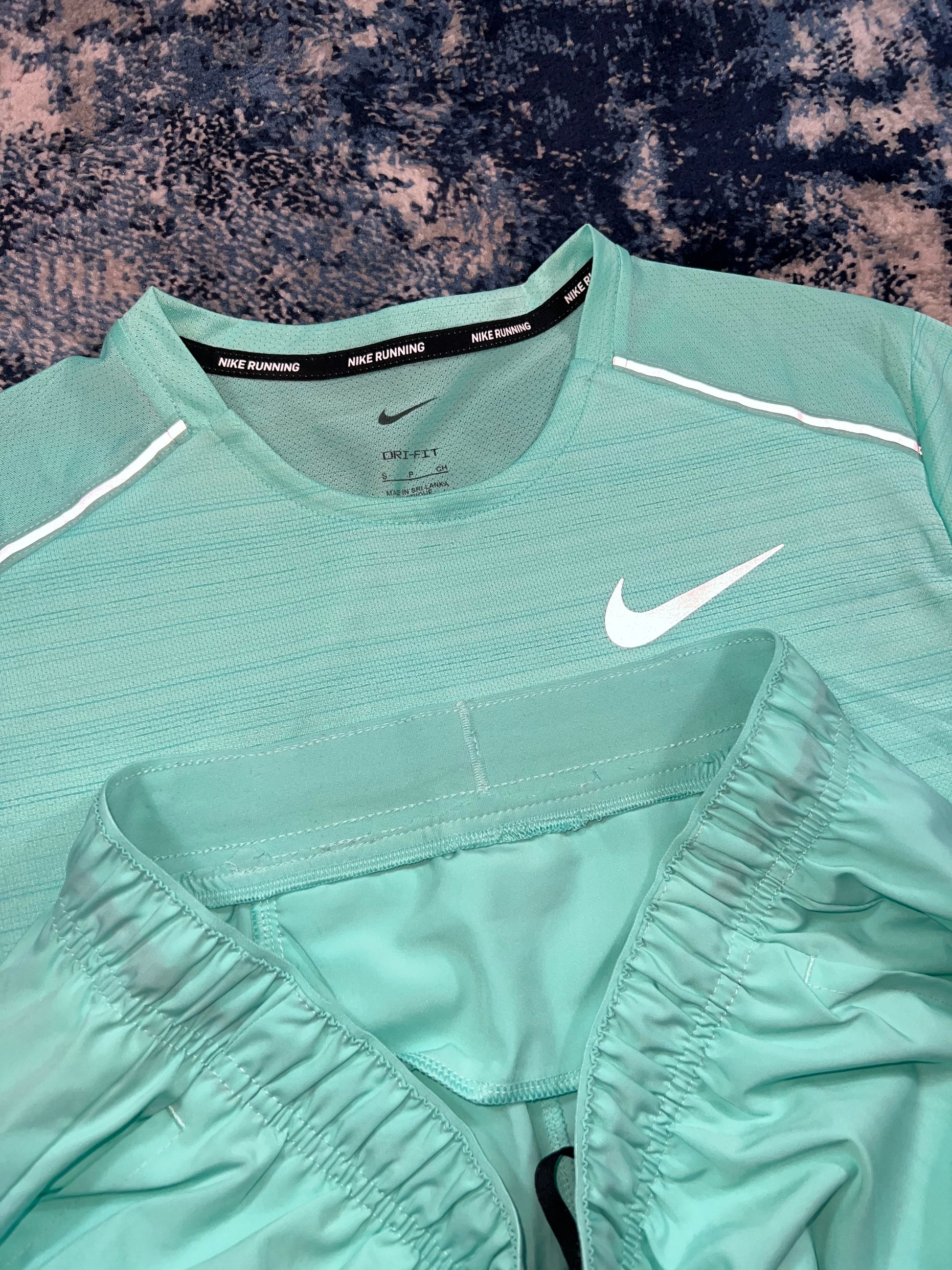 Nike Miler T-Shirt & Challenger Shorts Running Set Mint Green Men’s Small – Hyper Turquoise / Mint Green in Hyper Turquoise…