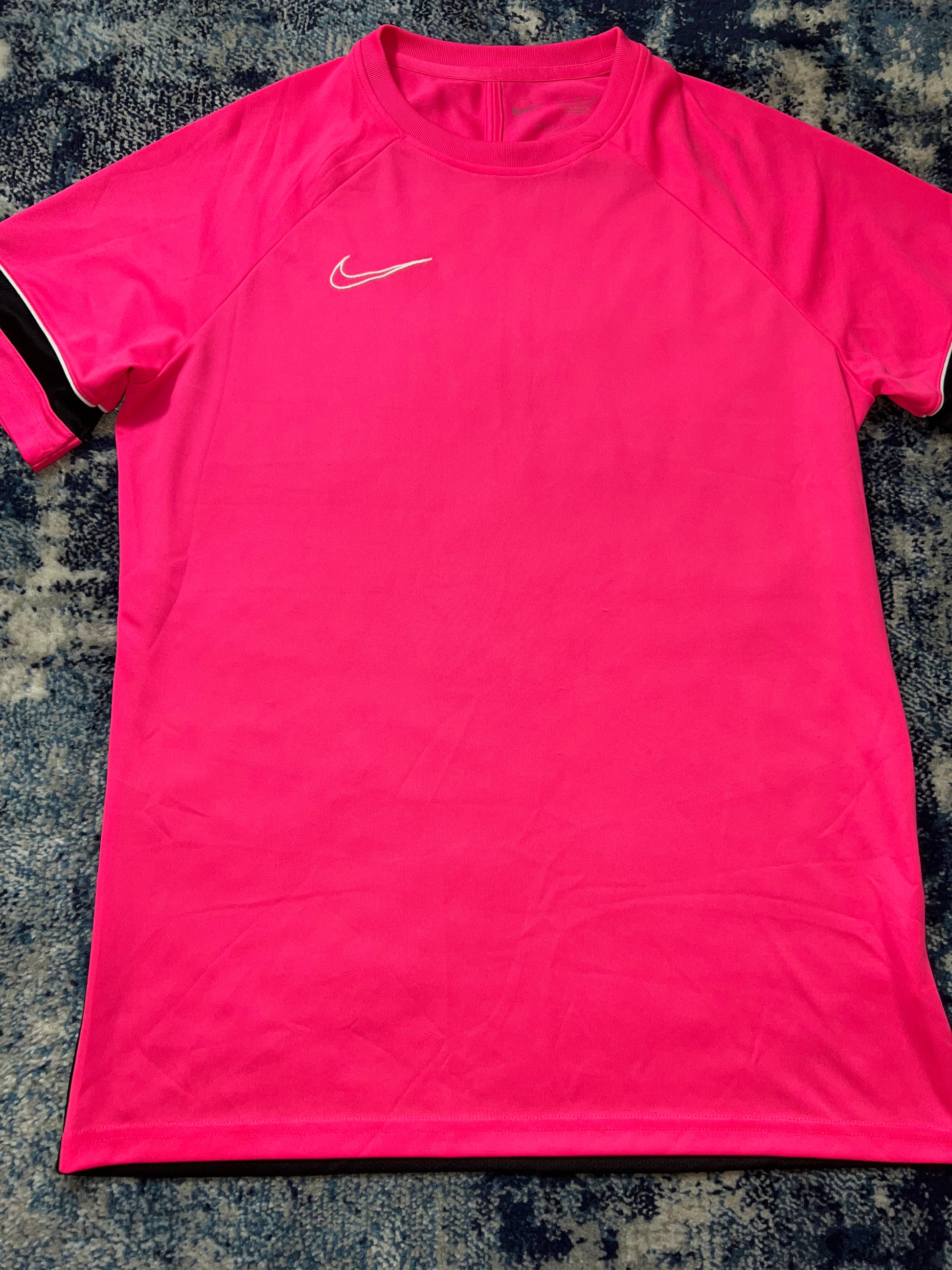 Nike Dri-FIT Academy T-Shirt & Shorts Training Set Pink Black Men’s Large – Pink / Black in Pink / Black, men's Large –…