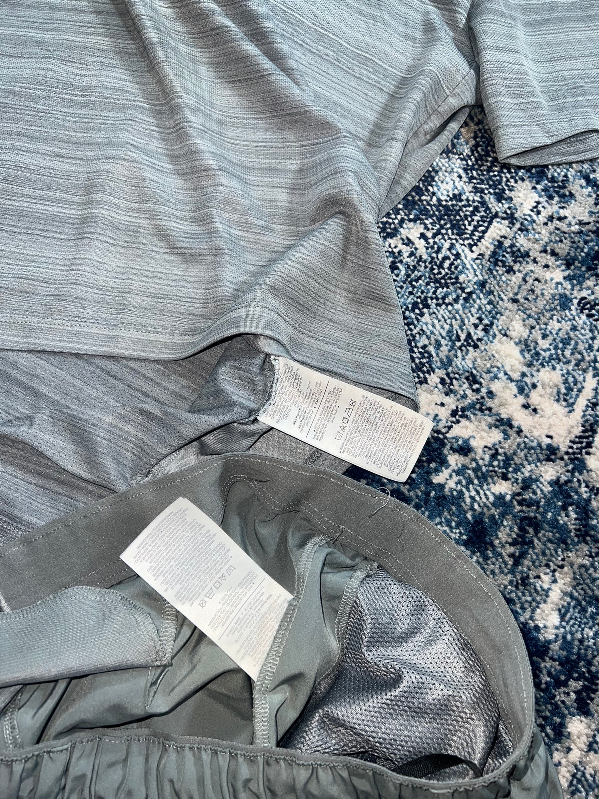 Nike Miler T-Shirt & Challenger 9” Shorts Running Gym Set Grey Men’s Medium in Grey, men's Medium – detail view