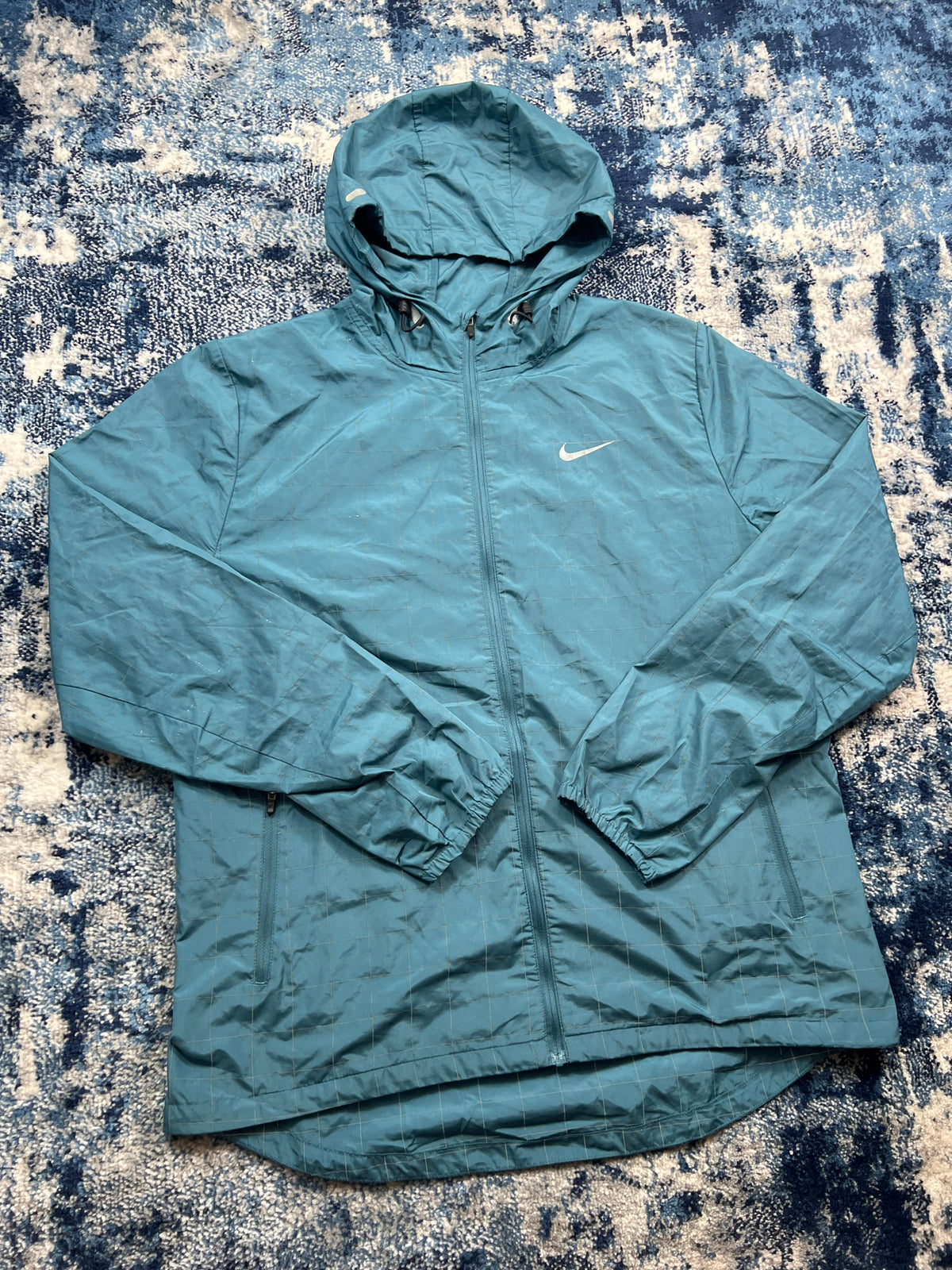 Nike Flash 3M Reflective Windrunner Jacket Dark Green Men’s Large in Dark Green, men's Mixed Sizes – detail view