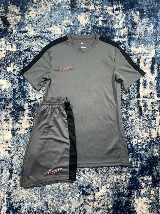Nike Dri-FIT Academy T-Shirt & Shorts Training Set Grey Pink Men’s Small – Grey / Pink in Grey / Pink, men's Small – front…