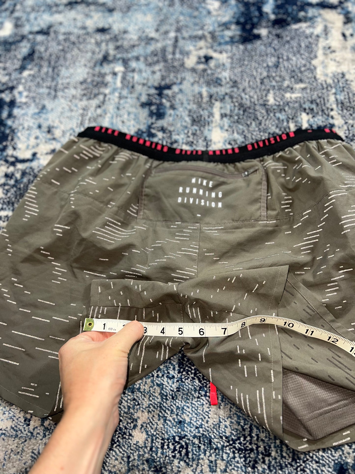 Nike Running Division Reflective Flex Stride 2-in-1 Shorts Dark Stone Men’s Large in Dark Stone, men's Large – detail view