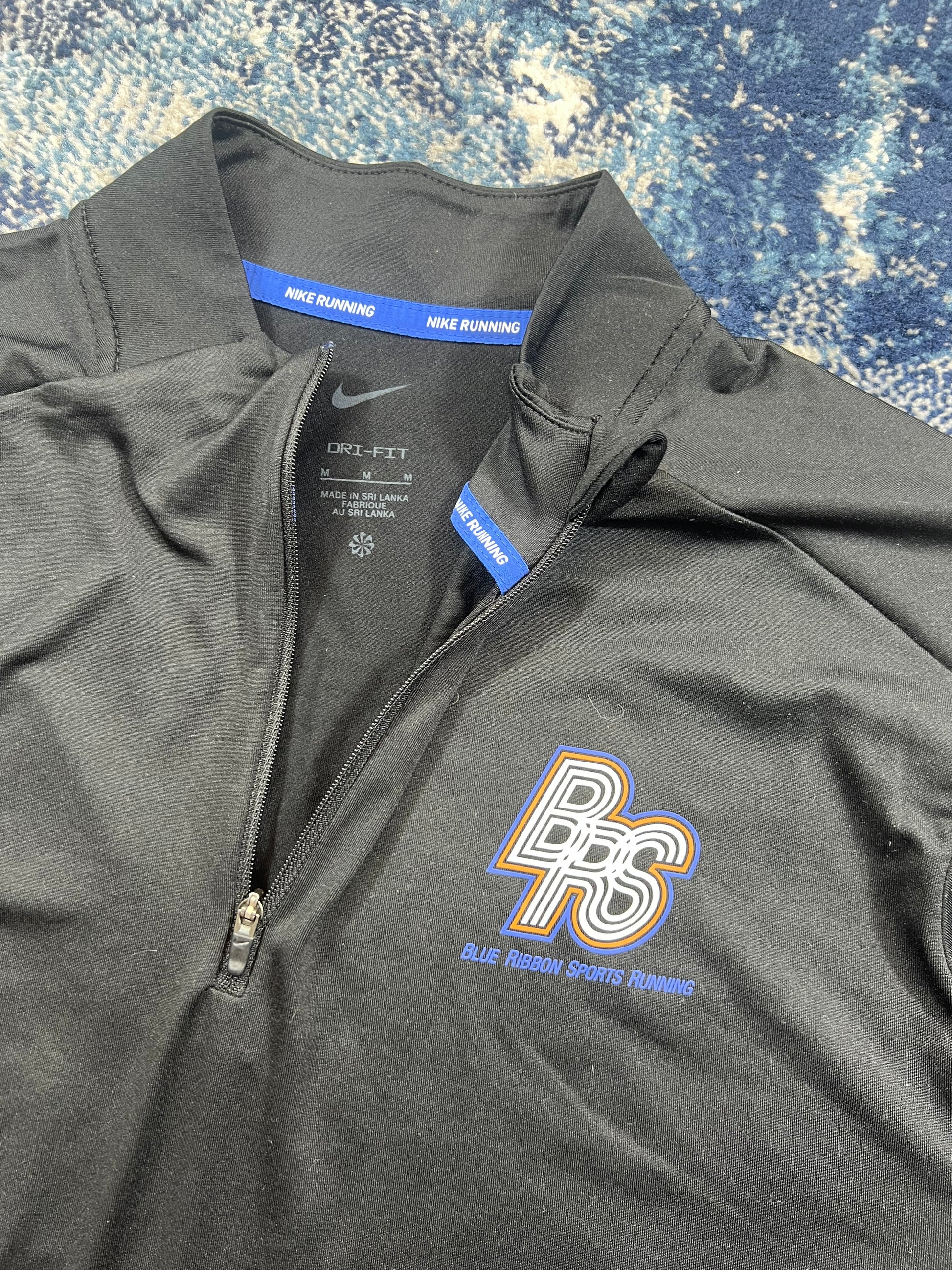 Nike Element BRS Running 1/4 Zip Black Reflective Men’s Medium in Black, men's Medium – detail view