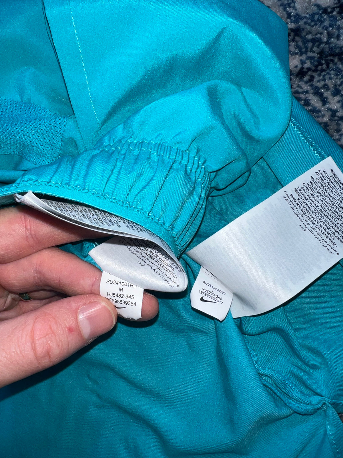 Nike Stride Dri-FIT ADV T-Shirt & Challenger 7” Shorts Set Dusty Cactus – Dusty Cactus / Blue / Green, Men's Large in Dusty…