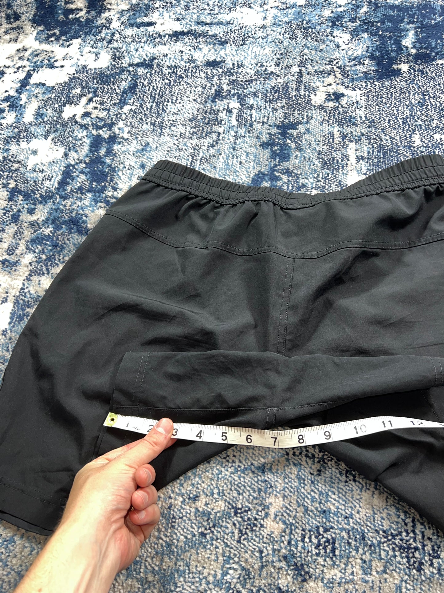 Nike Form Dri-FIT 7” Shorts Black Men’s Medium in Black, men's Medium – detail view
