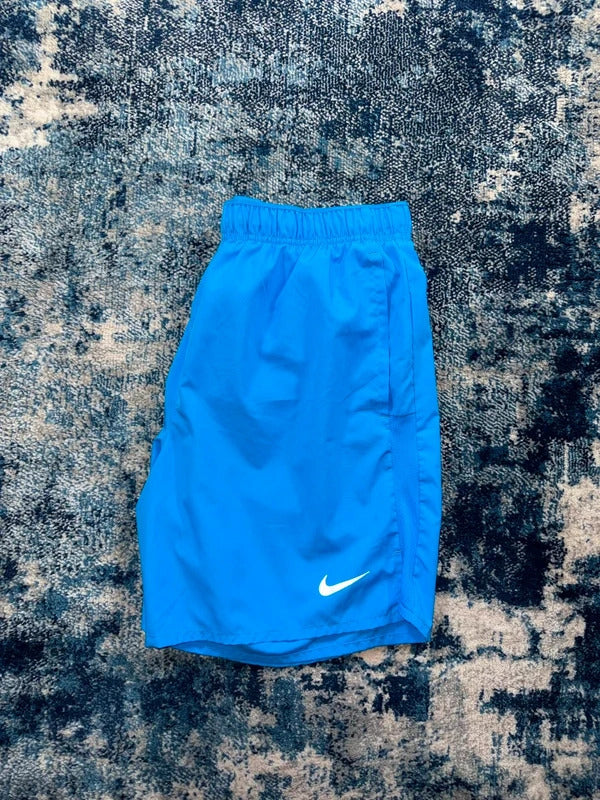Nike Challenger Dri-FIT 7” Shorts Blue Men’s Medium in Blue, men's Medium – front view