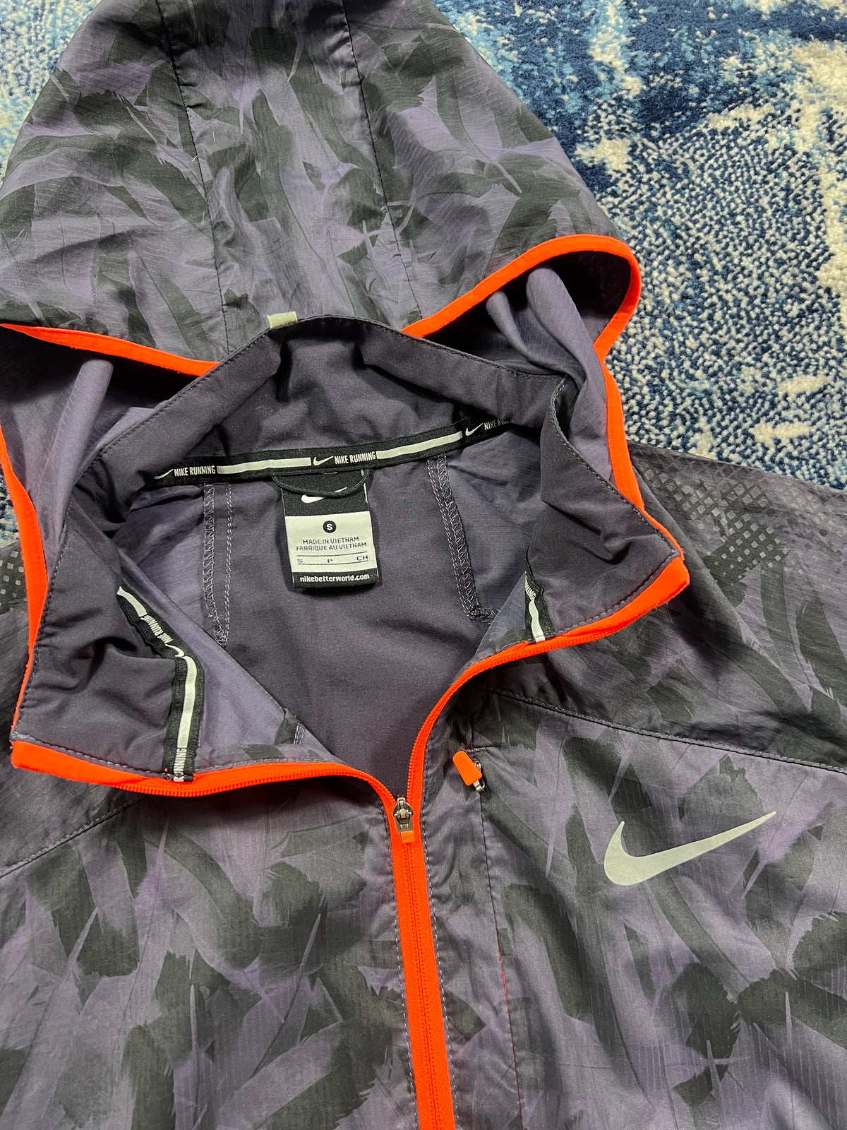 Nike Kiger Feather Print Windrunner Jacket Purple Orange Men’s XS – Purple / Orange, Men's Extra Small in Purple / Orange…