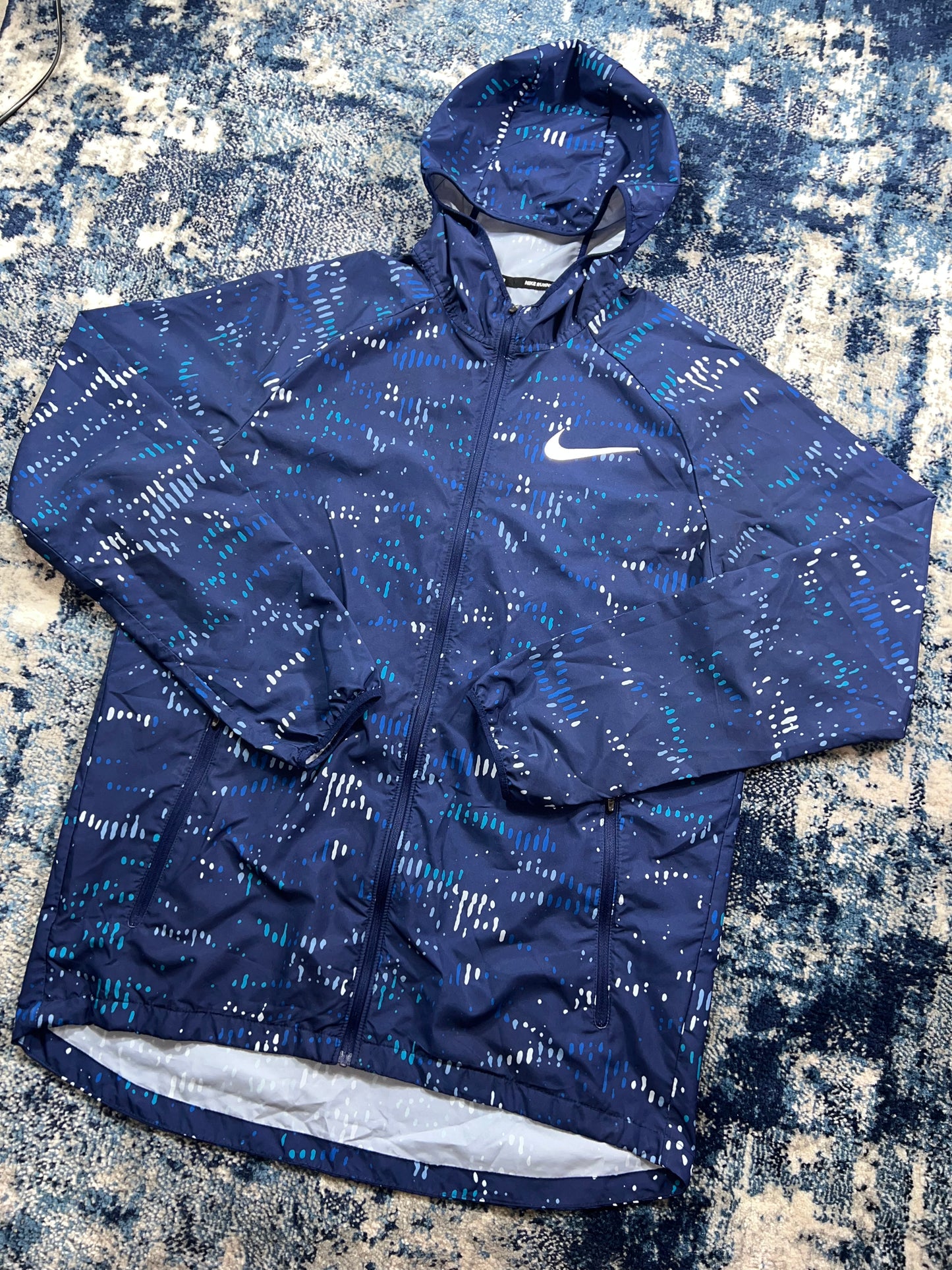 Nike Digital Windrunner Jacket Blue Reflective Medium Men’s Running Festival in Blue, men's Medium – alternate view