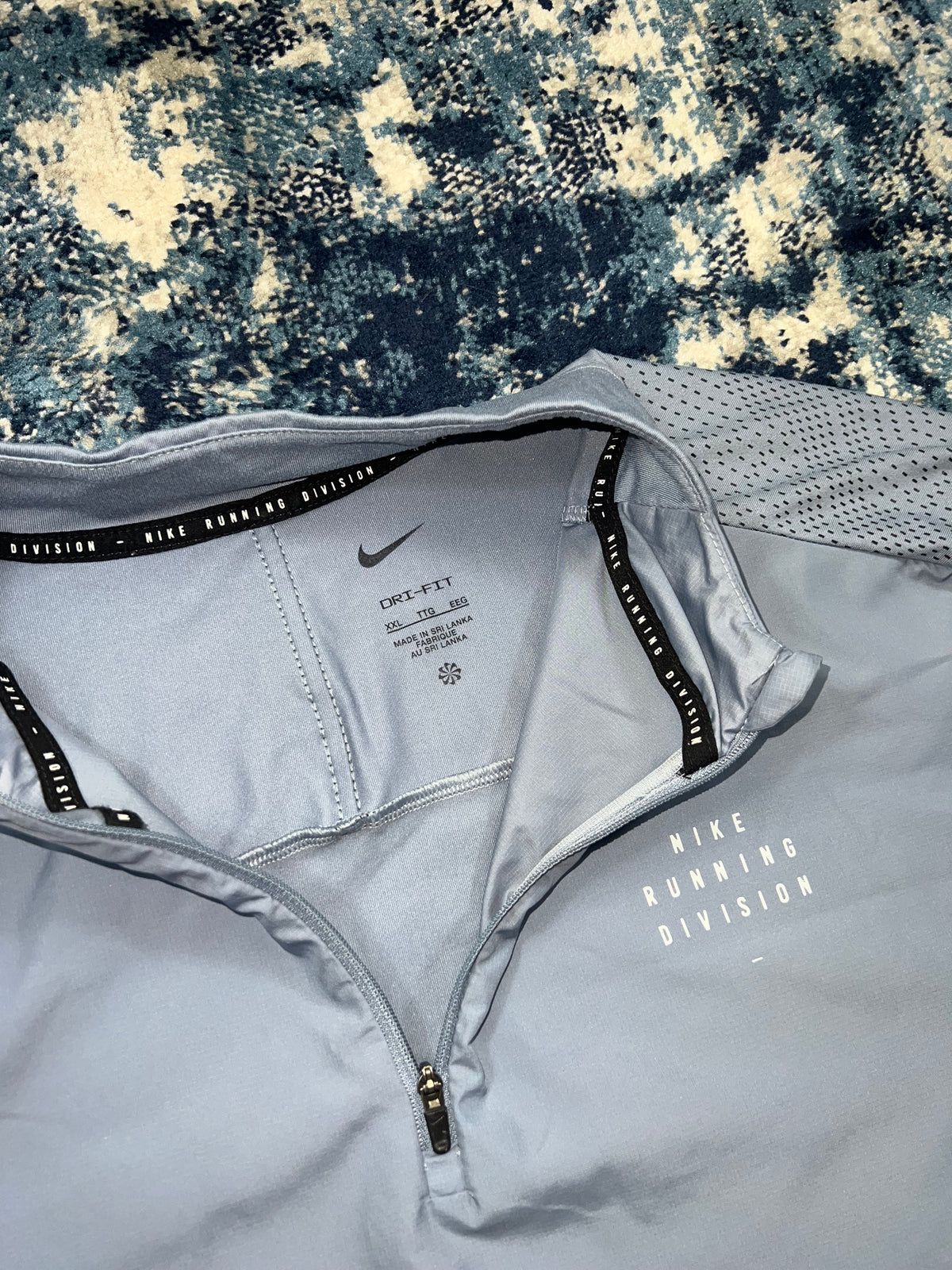 Nike Running Division 1/4 Zip Light Blue Reflective Men’s XXL – Men's 2XL in Light Blue, men's 2XL – detail view