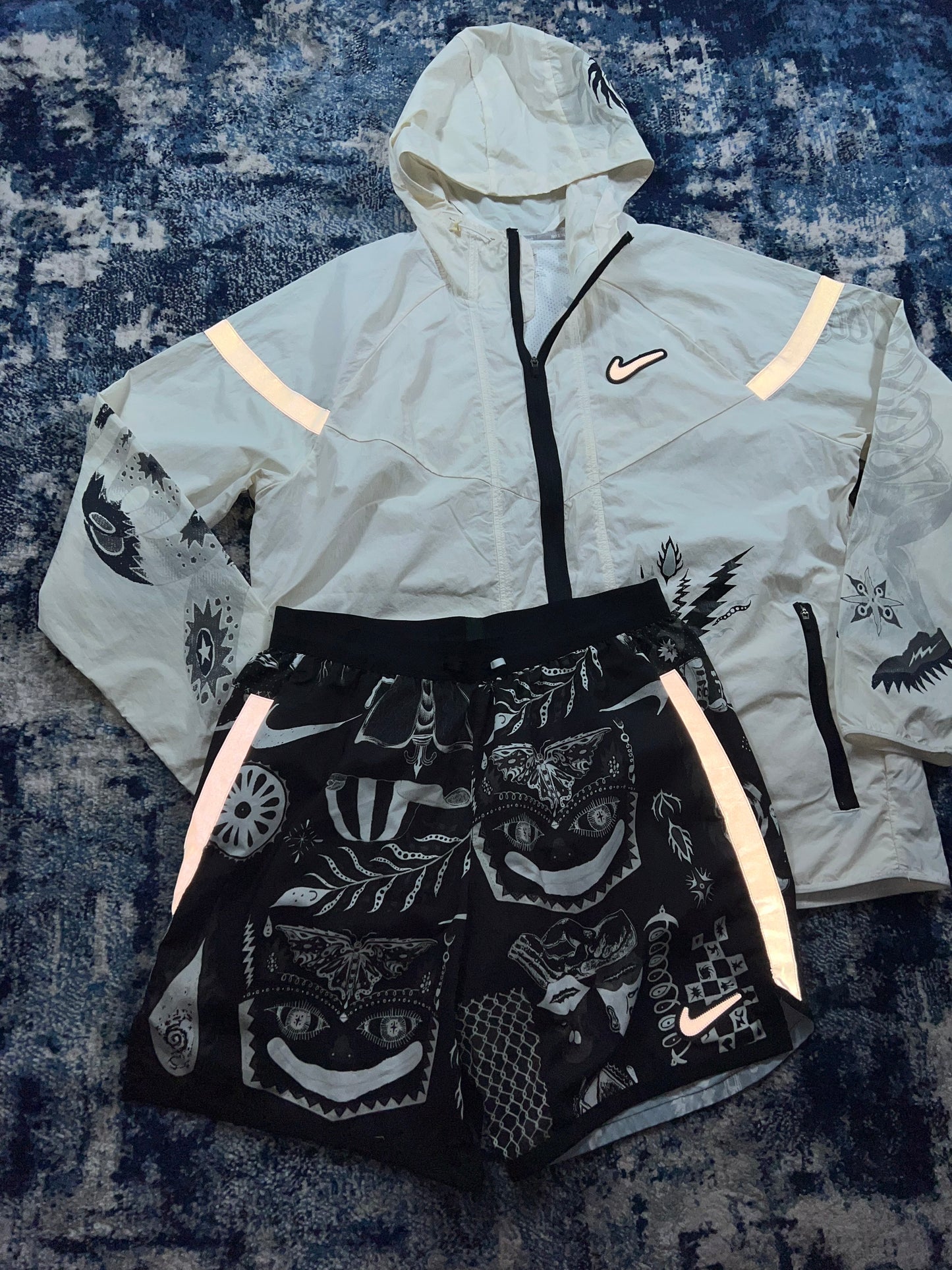 Nike Wild Run Dragon Windrunner & Flex Stride Shorts Set White Black – White / Black in White / Black, men's Mixed Sizes –…