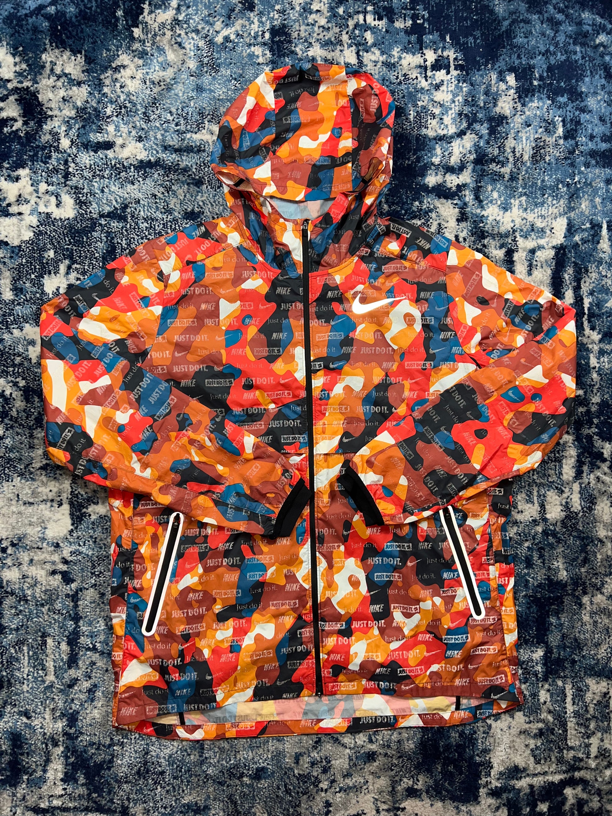 Nike Ghost Shield Reflective Just Do It Running Jacket Men’s XL in Reflective / Colour Not Provided, men's XL – front view