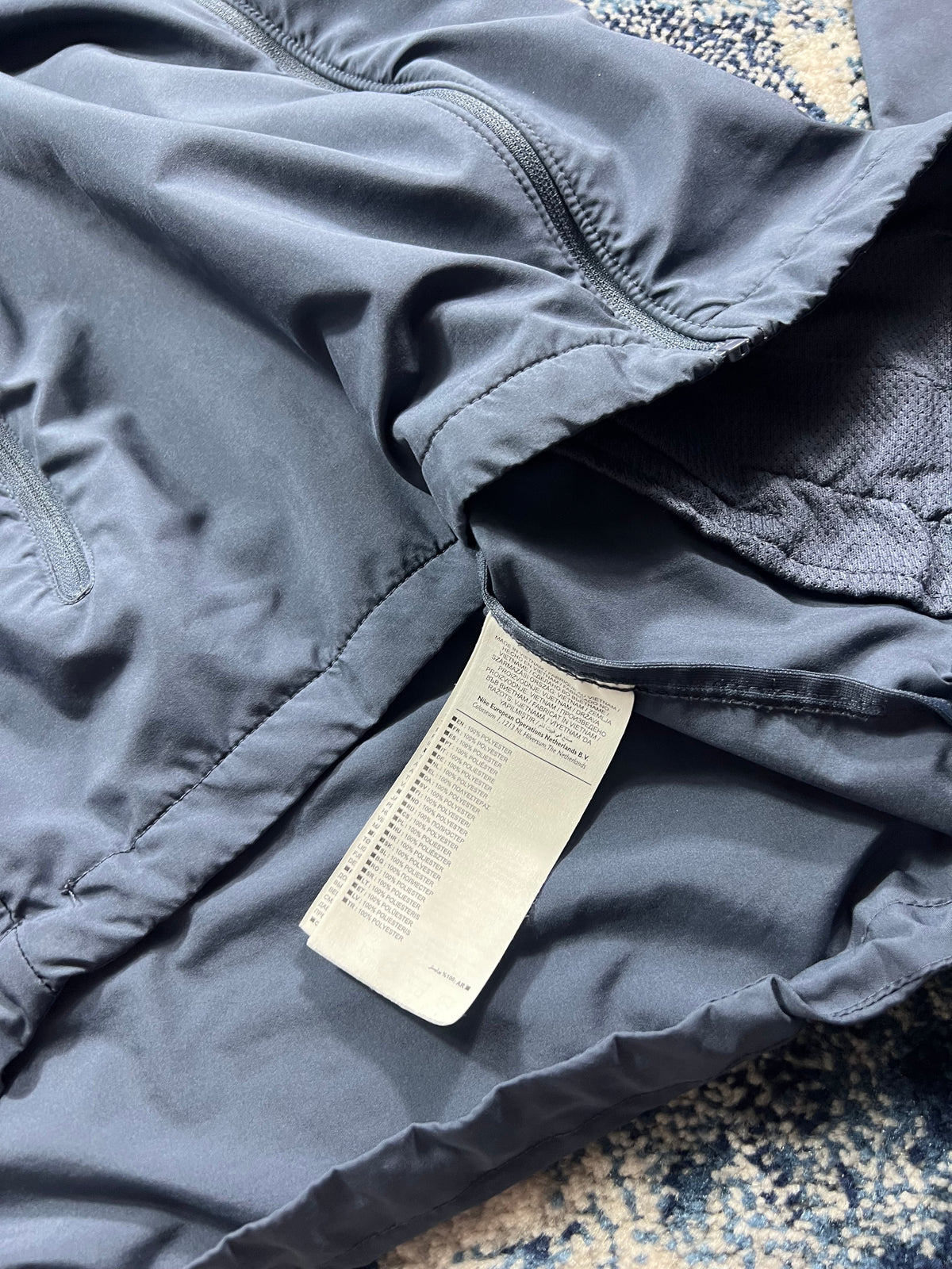 Nike Rare Reflective Windrunner Jacket Navy Blue Men’s Large in Navy Blue, men's Large – detail view