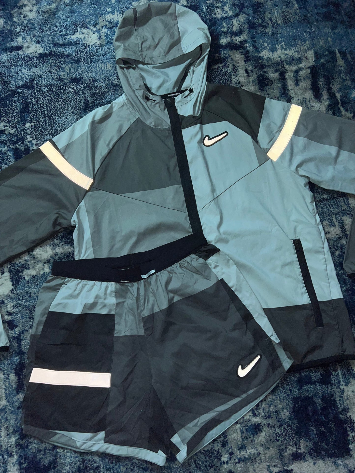 Nike Wild Run Patchwork Windrunner & Flex Stride Shorts Set – Multicolour Patchwork in Multicolour Patchwork, men's Mixed…