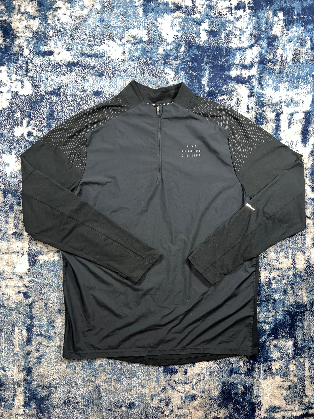 Nike Running Division Element 1/4 Zip Black Reflective Men’s Large in Black, men's Large – front view