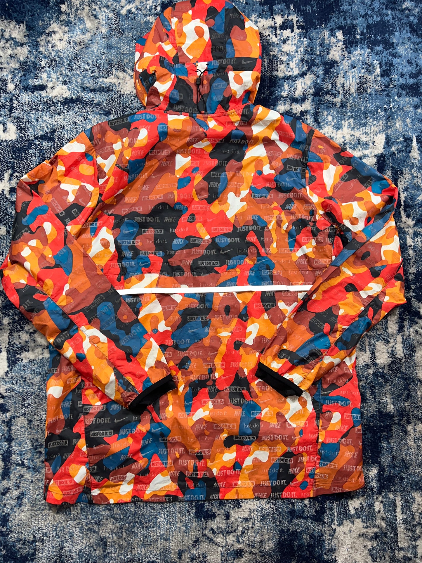 Nike Ghost Shield Reflective Just Do It Running Jacket Men’s XL in Reflective / Colour Not Provided, men's XL – detail view