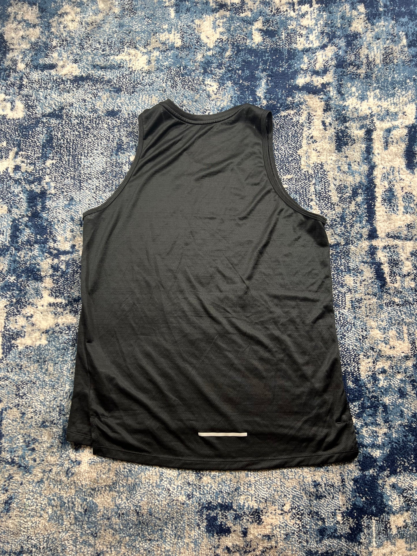 Nike Miler Running Vest Black Reflective Men’s Medium in Black, men's Medium – detail view