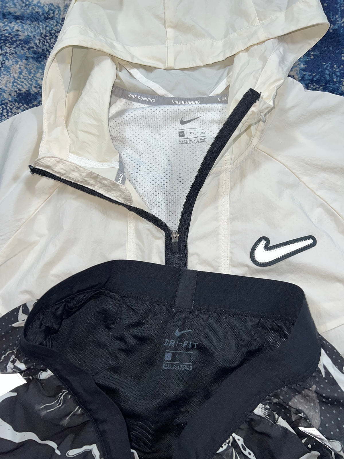 Nike Wild Run Dragon Windrunner & Flex Stride Shorts Set White Black – White / Black in White / Black, men's Mixed Sizes –…