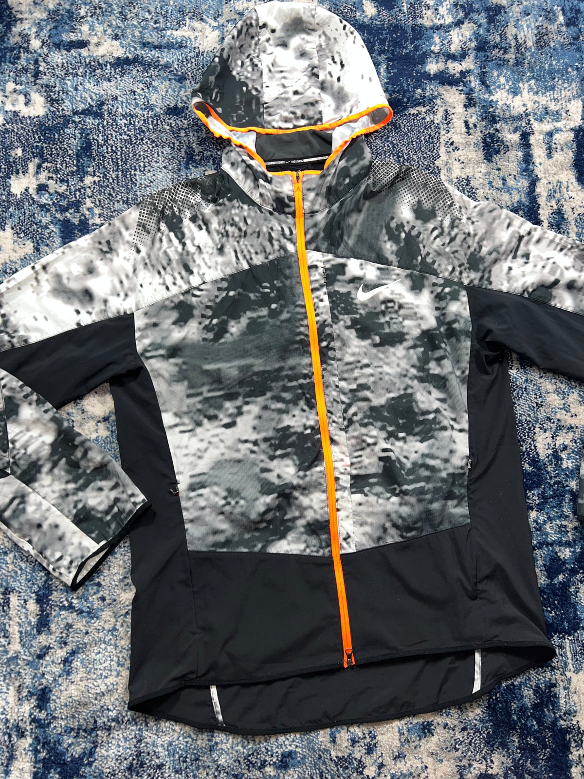 Nike Arctic Camo Kiger Windrunner Jacket Grey Black Orange Reflective – Grey / Black / Orange, Men's Medium in Grey / Black…