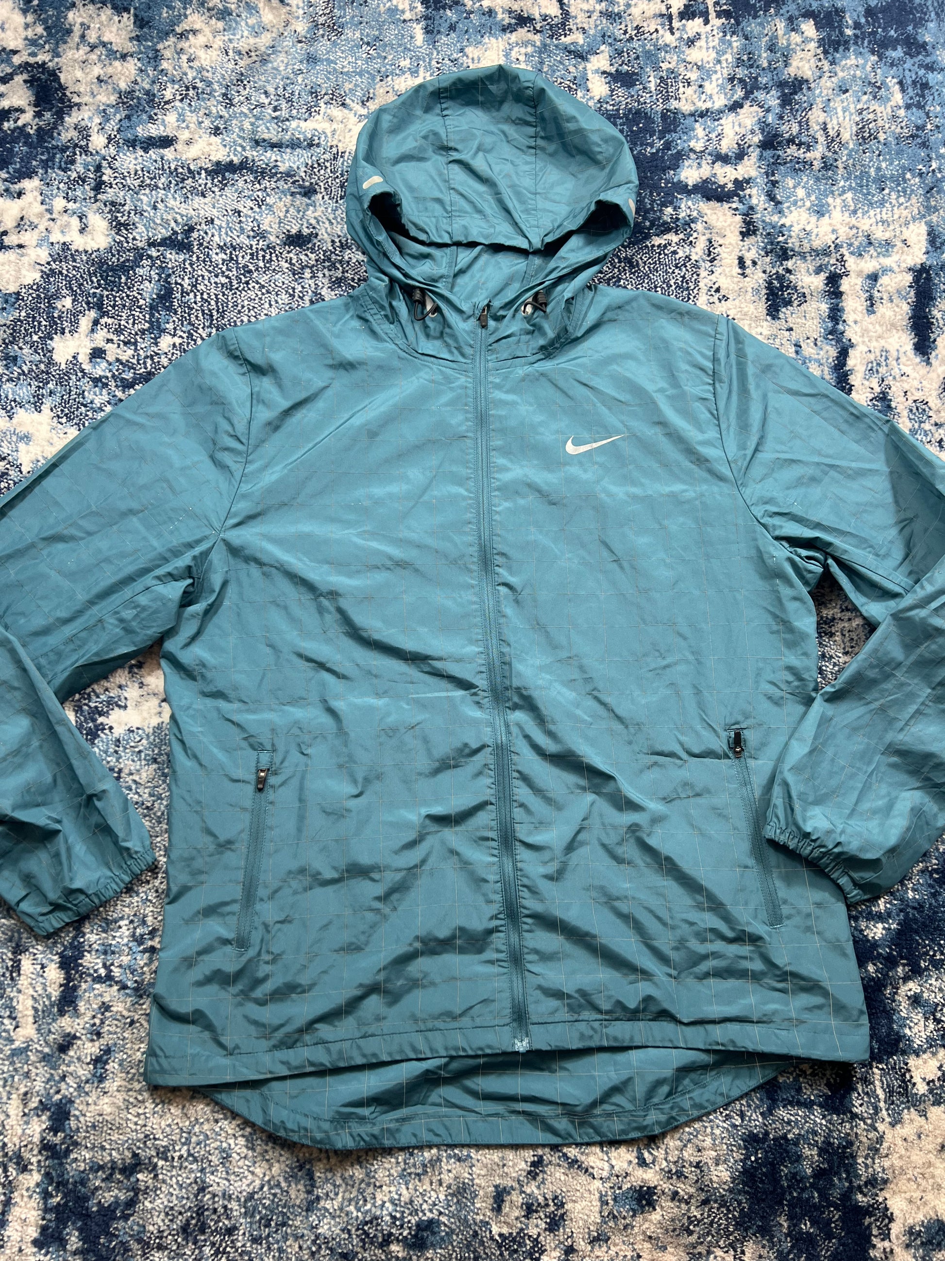 Nike Flash 3M Reflective Windrunner Jacket Dark Green Men’s Large in Dark Green, men's Mixed Sizes – alternate view