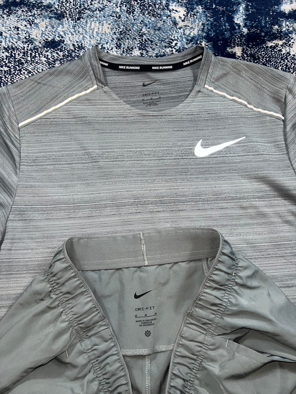 Nike Miler T-Shirt & Challenger 9” Shorts Running Gym Set Grey Men’s Medium in Grey, men's Medium – detail view