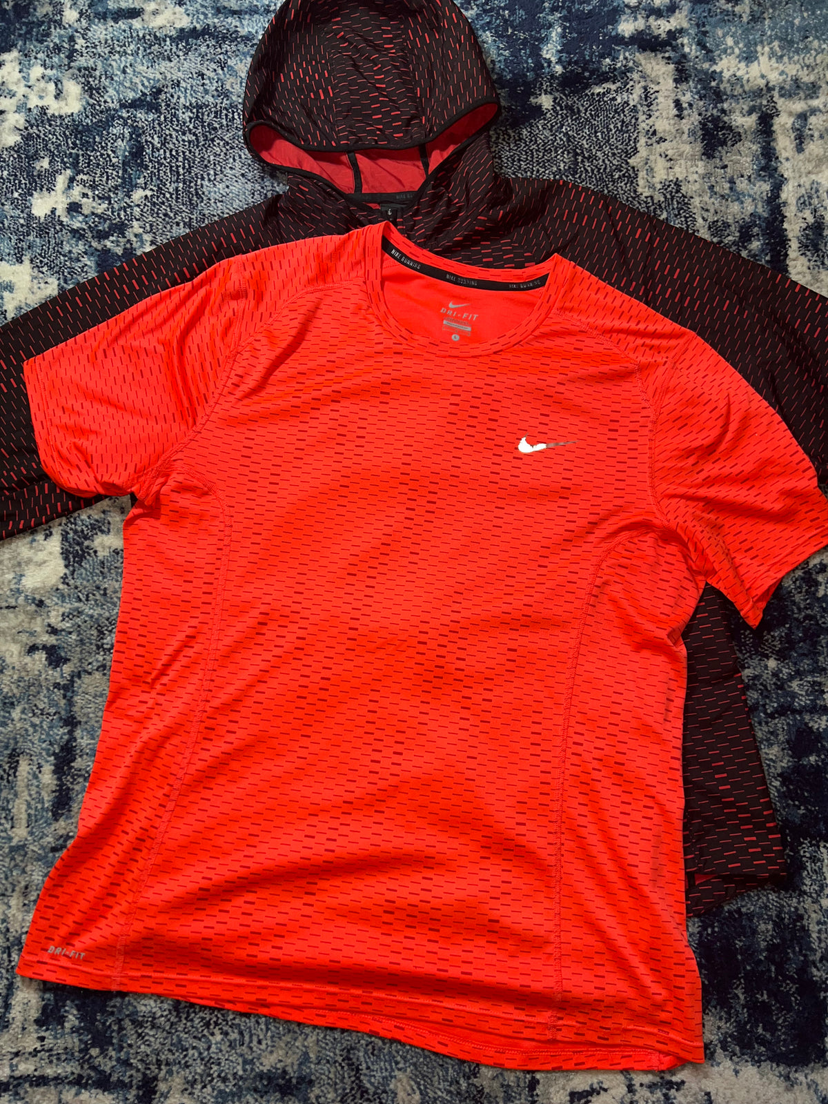 Nike Racer Fuse Digital Camo 3 Piece Tracksuit Running Set Red in Red, men's Mixed Sizes – detail view
