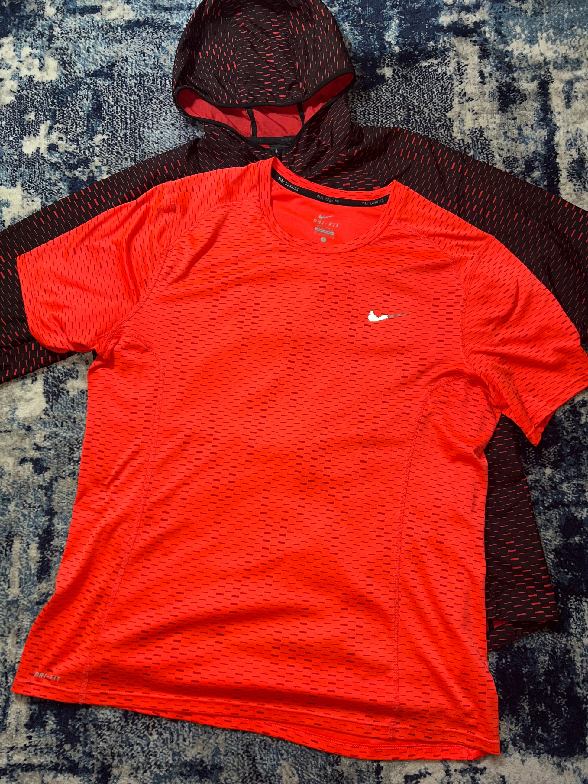 Nike Racer Fuse Digital Camo 3 Piece Tracksuit Running Set Red in Red, men's Mixed Sizes – detail view