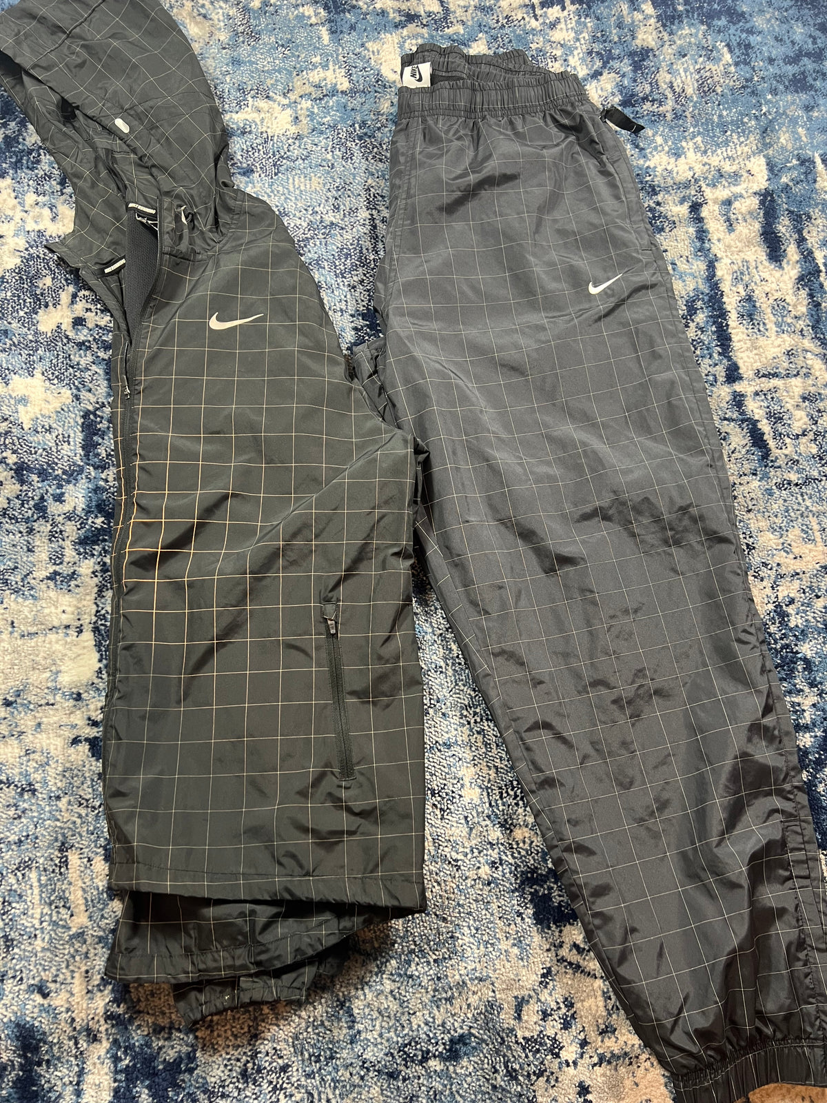 Nike 3M Reflective Windrunner & Lab Tracksuit Bottoms Set Black Men’s Large in Black, men's Large – detail view