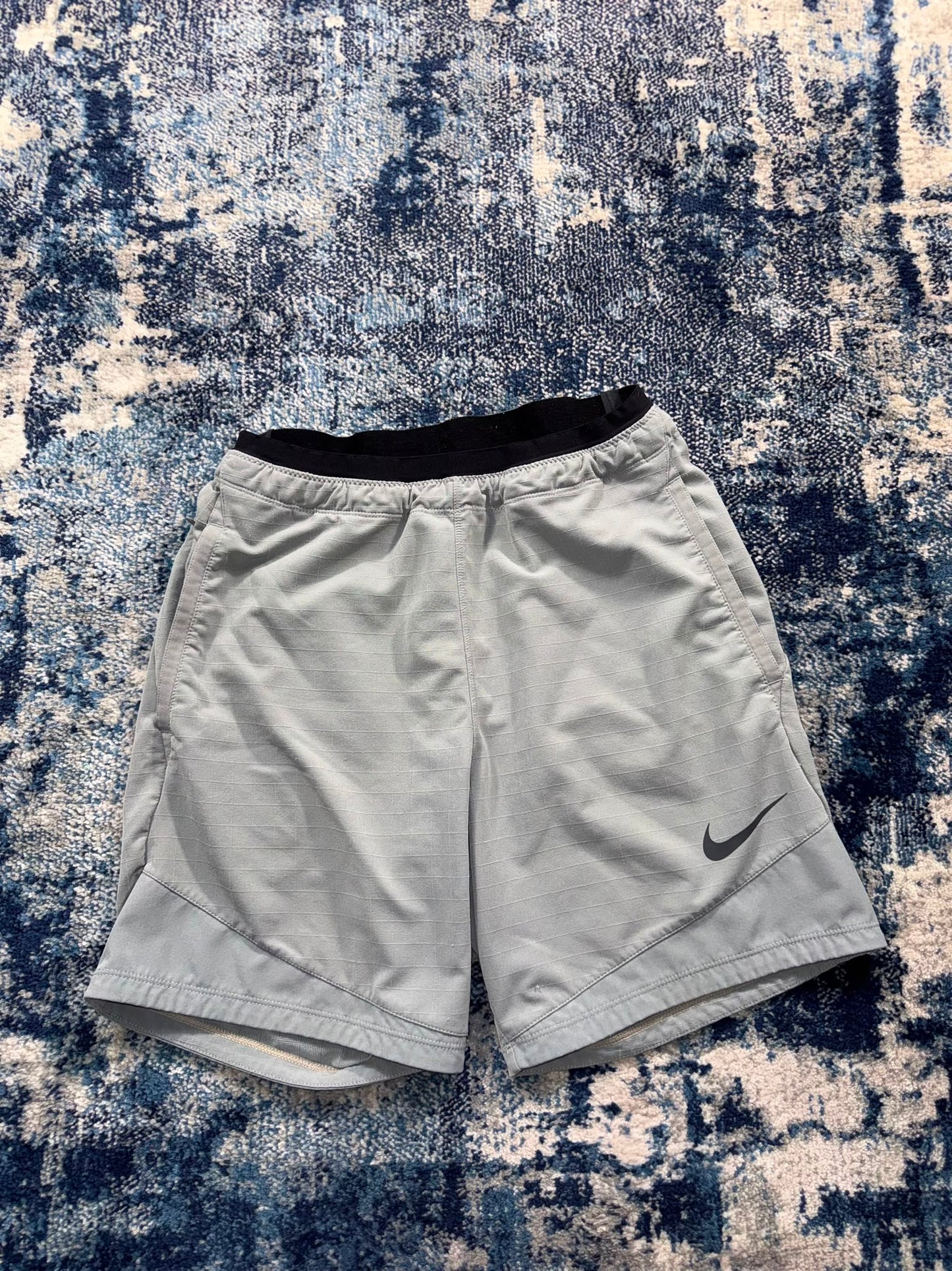 Nike Pro Dri-FIT 7” Shorts Grey Black Men’s Small – Grey / Black in Grey / Black, men's Small – detail view
