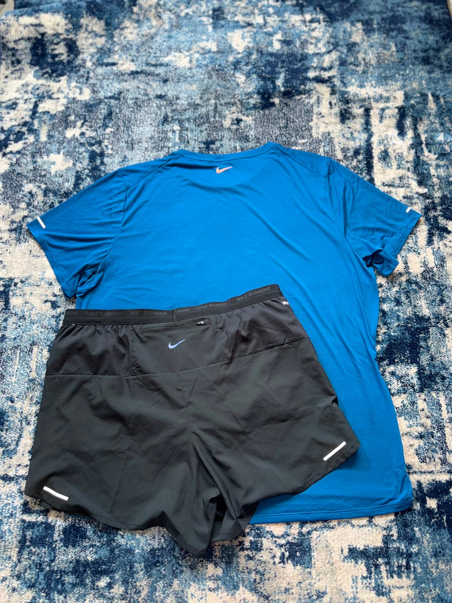 Nike Miler BRS / Flex Stride Set – Blue and Black, Men's 2XL in Blue and Black, men's 2XL – detail view