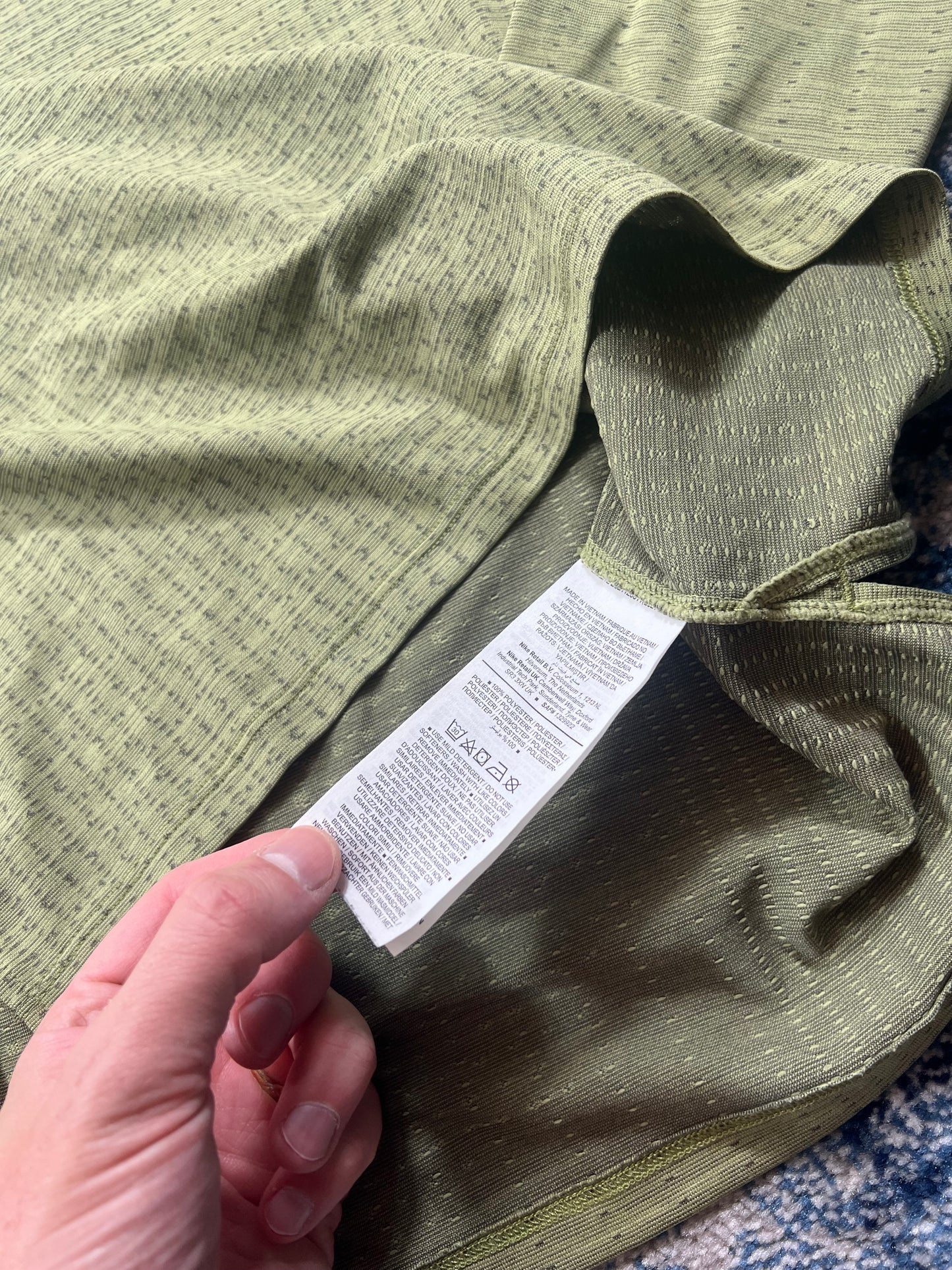 Nike TechKnit ADV Long Sleeve & Therma-FIT Gilet Set Khaki Green Men’s Large in Khaki Green, men's Large – detail view