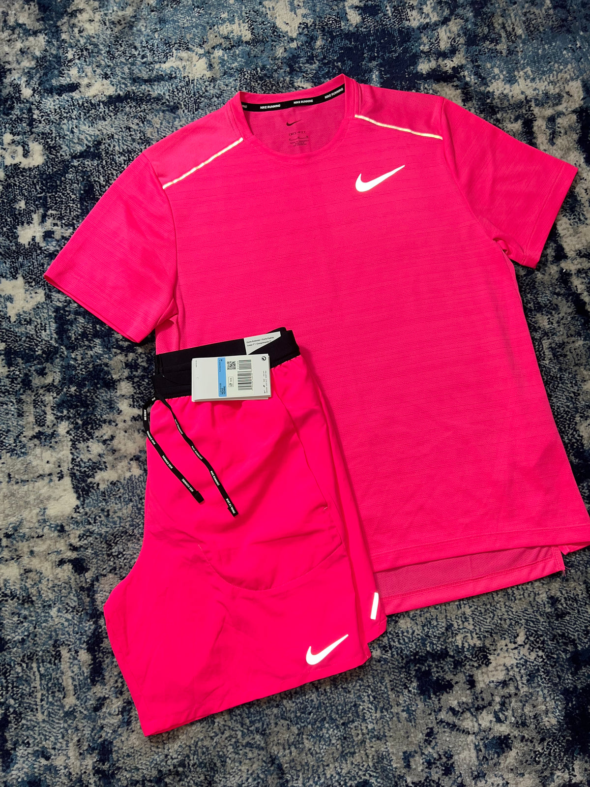 Nike Miler T-Shirt & Flex Stride Shorts Running Gym Set OG Hot Pink – Men's Medium in OG Hot Pink, men's Medium – alternate…