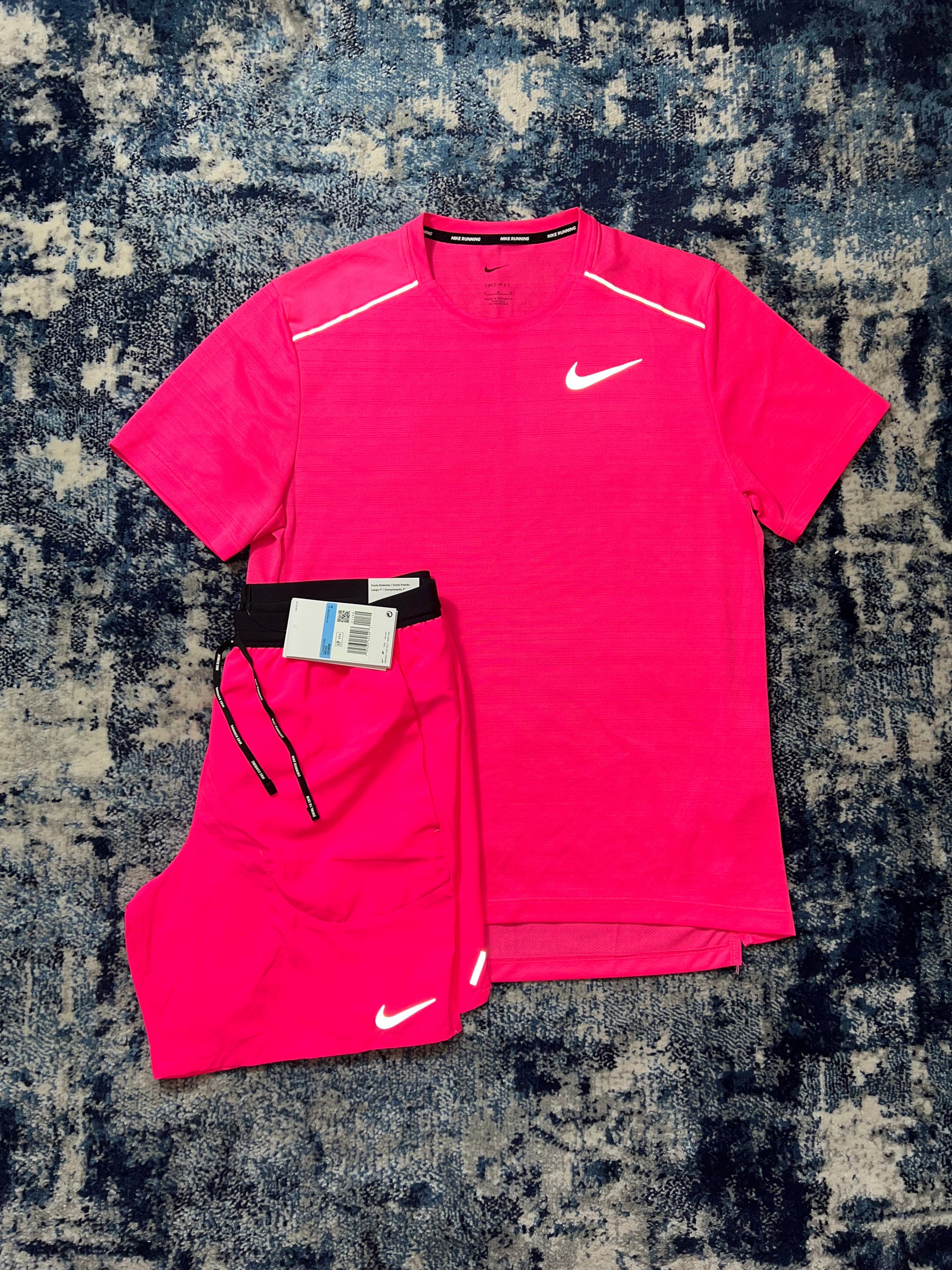 Nike Miler T-Shirt & Flex Stride Shorts Running Gym Set OG Hot Pink – Men's Medium in OG Hot Pink, men's Medium – front view