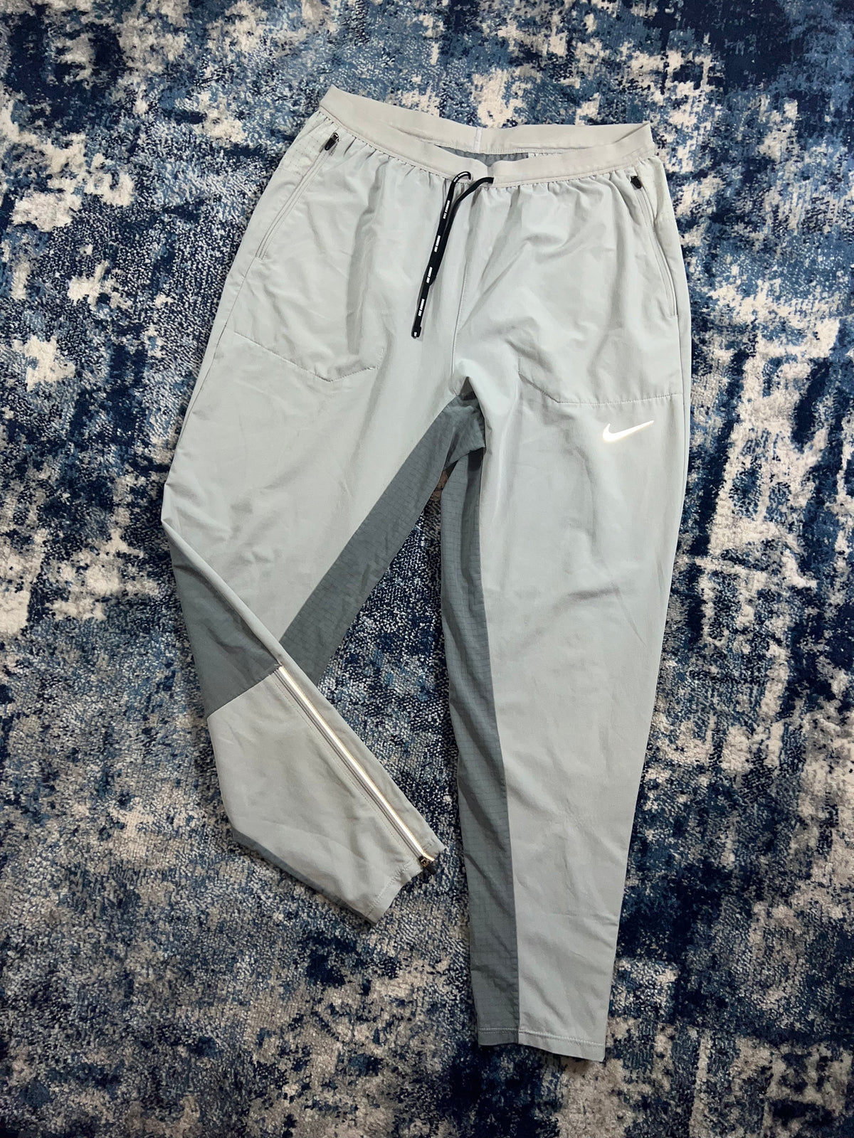Nike Phenom Elite Running Tracksuit Bottoms Wolf Grey Men’s Medium in Wolf Grey, men's Medium – alternate view