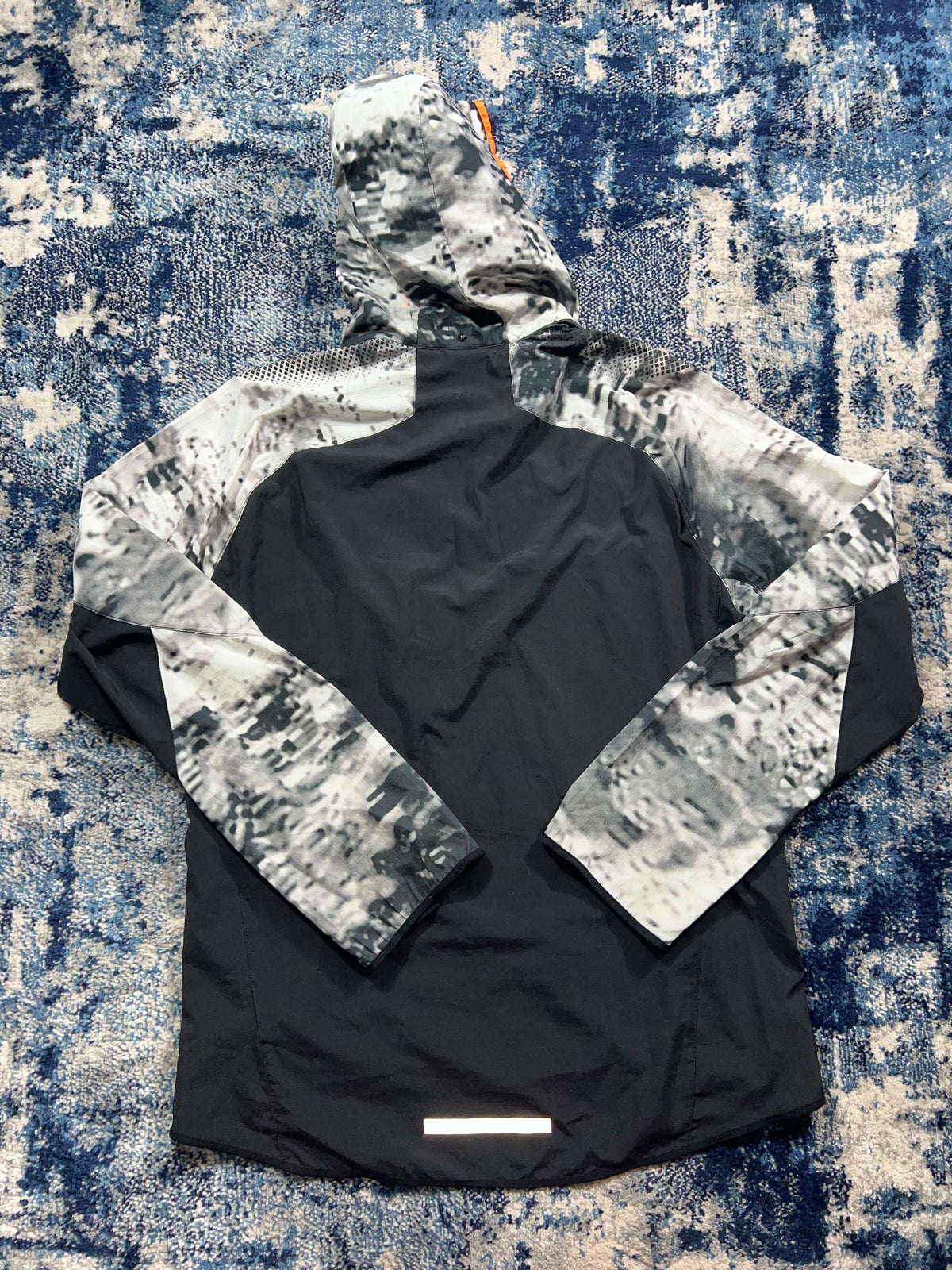 Nike Arctic Camo Kiger Windrunner Jacket Grey Black Orange Reflective – Grey / Black / Orange, Men's Medium in Grey / Black…