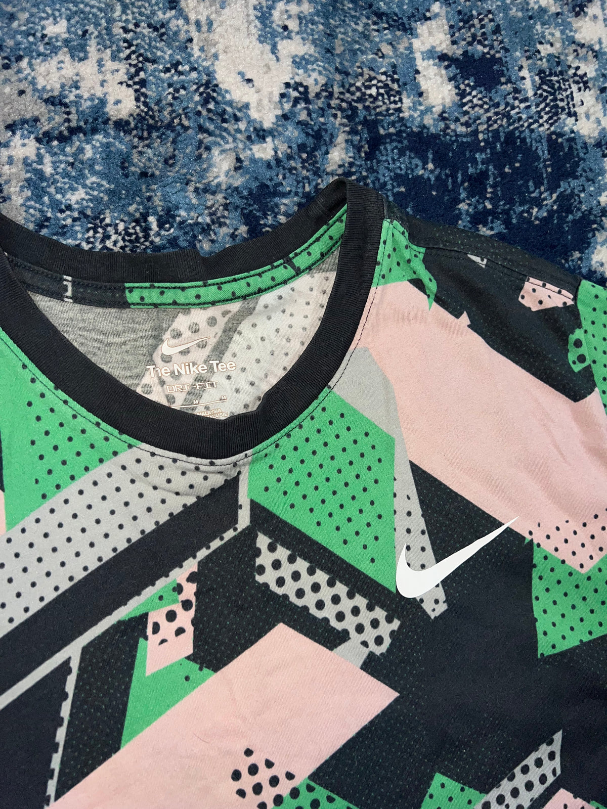 Nike Festival Geo Dri-FIT Cotton T-Shirt Green Pink Men’s Medium – Green / Pink in Green / Pink, men's Medium – detail view
