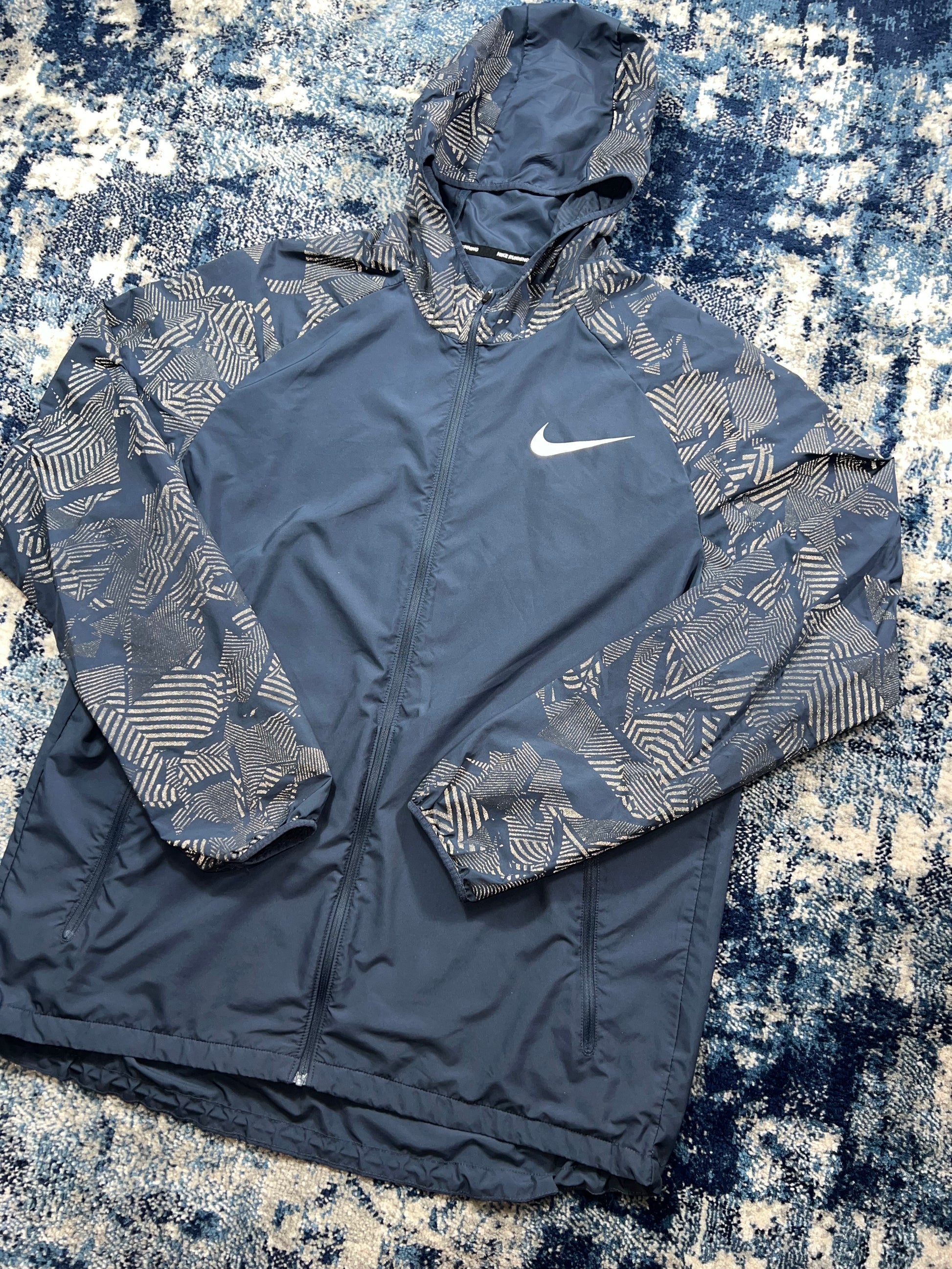 Nike Rare Reflective Windrunner Jacket Navy Blue Men’s Large in Navy Blue, men's Large – alternate view