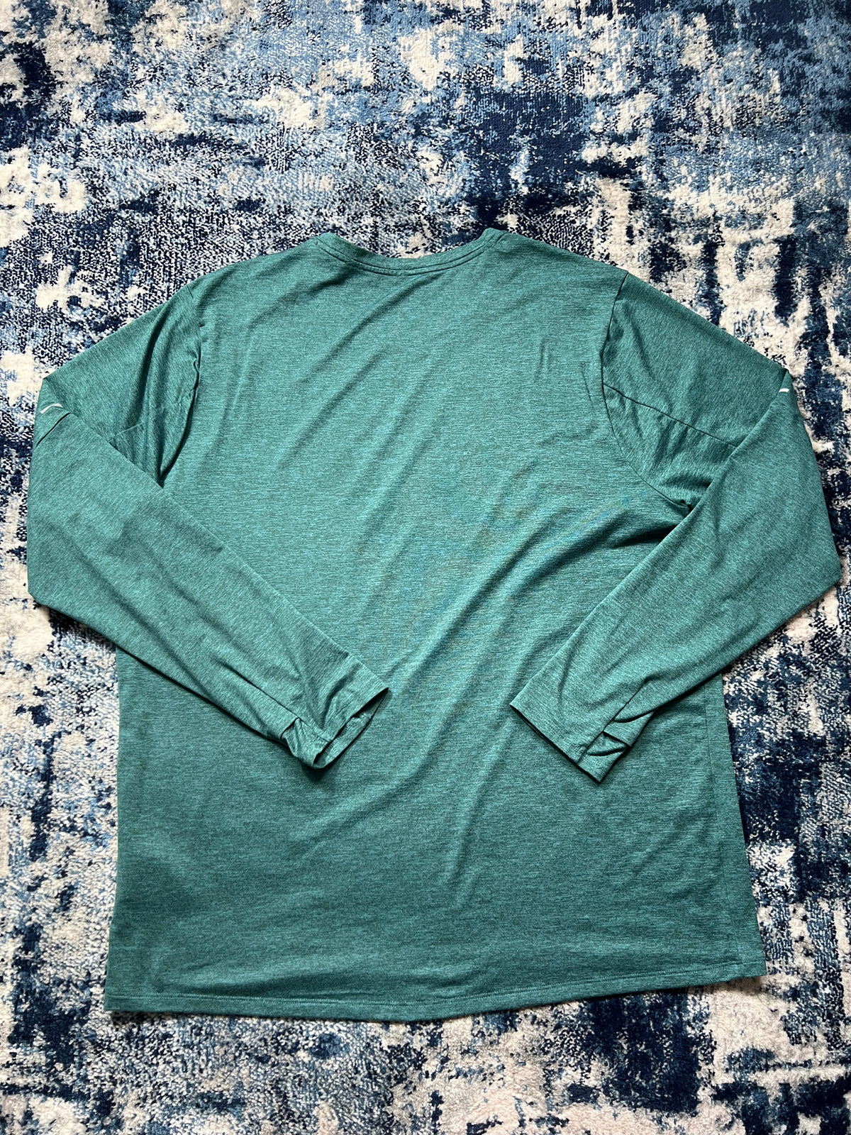 Nike Running Element Crew Neck Jumper Teal Green Reflective Men’s XL in Teal Green, men's XL – detail view