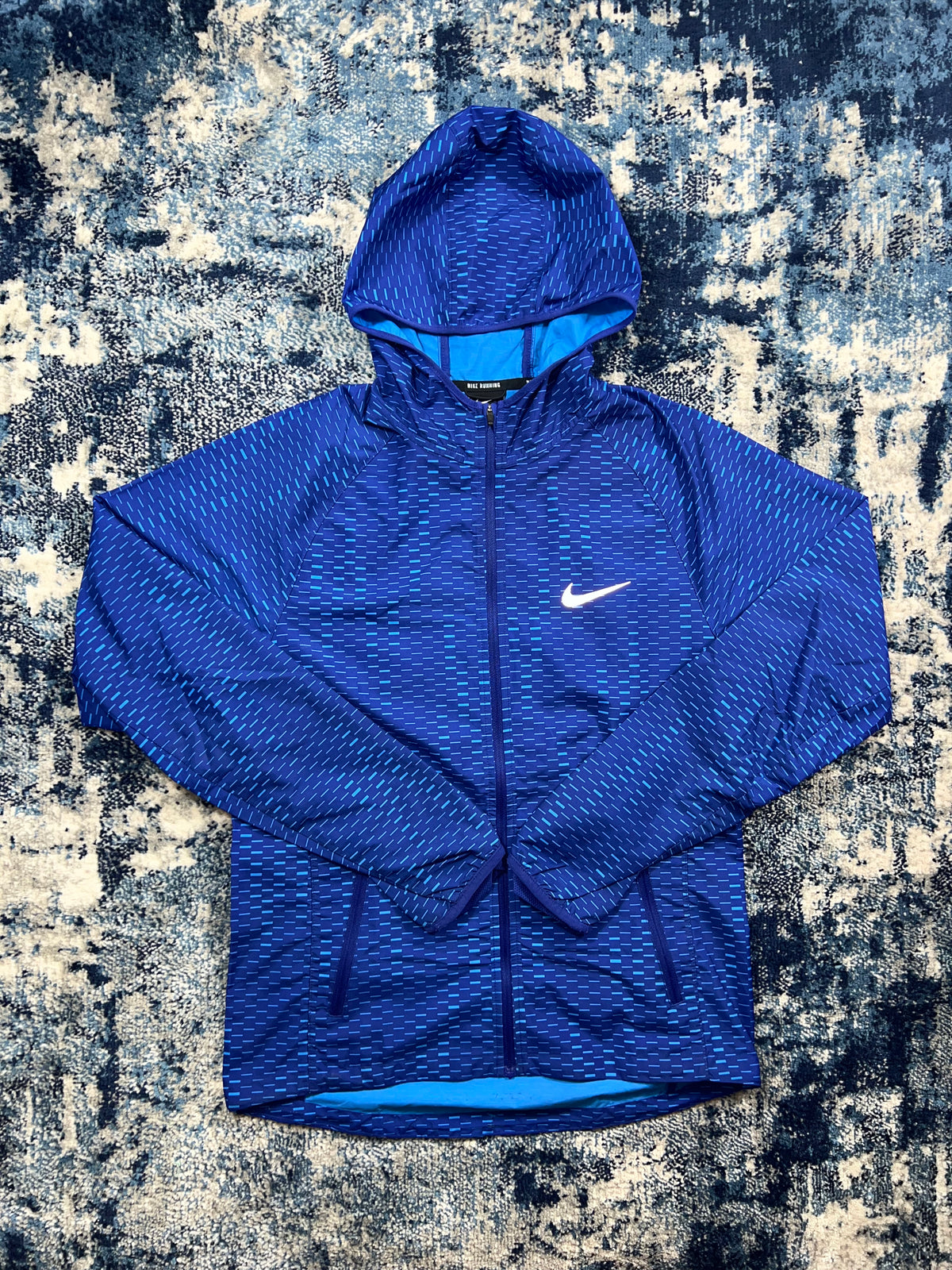 Nike Racer Fuse Digital Dash Windrunner Jacket Royal Blue Men’s Extra Small in Royal Blue, men's Mixed Sizes – front view