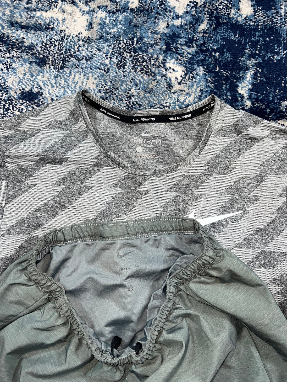 Nike Jacquard Miler T-Shirt & Challenger 5” Shorts Running Set Grey Men’s Small in Grey, men's Small – alternate view