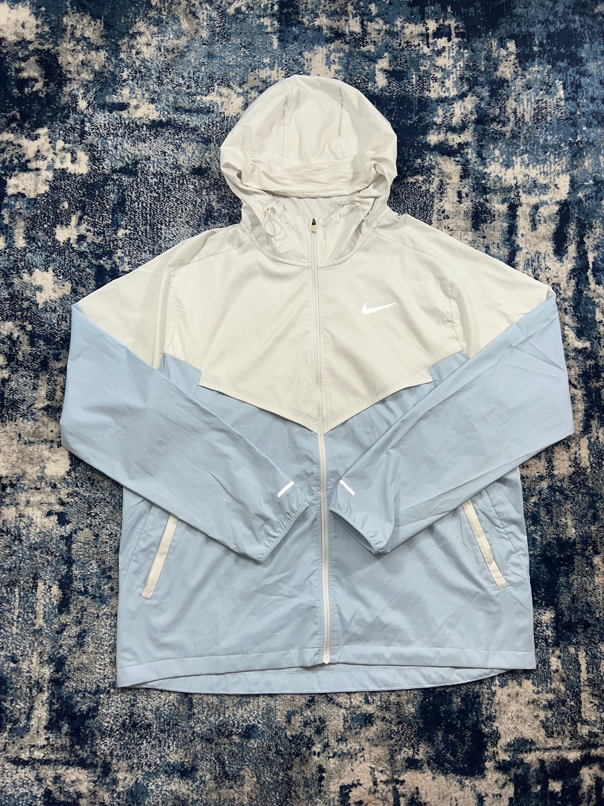 Nike Repel Miler Packable Windrunner Jacket Platinum Blue Ice White Men’s Large – Platinum Blue / Ice White in Platinum…